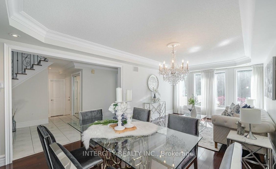 724 Peter Robertson Boulevard Property Photo 10