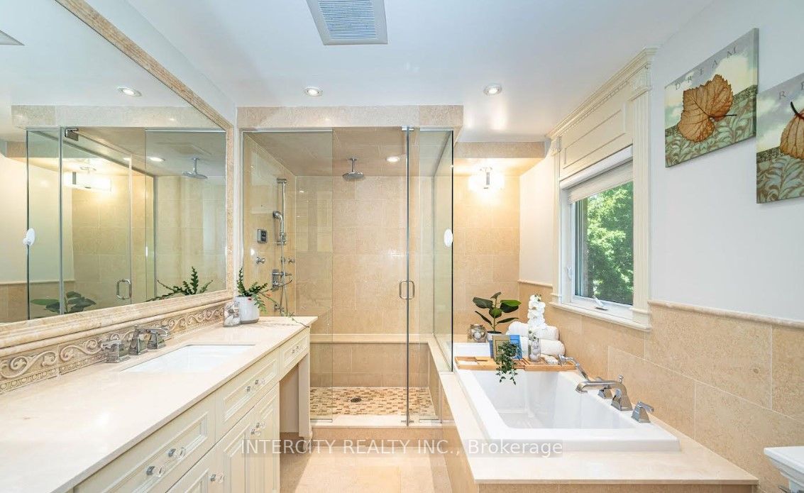 724 Peter Robertson Boulevard Property Photo 11