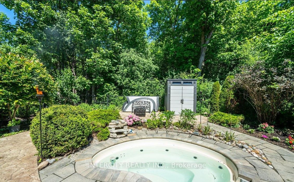 724 Peter Robertson Boulevard Property Photo 17