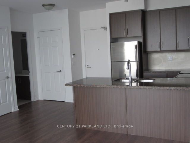 15 James Finlay Way 1116 Property Photo 5