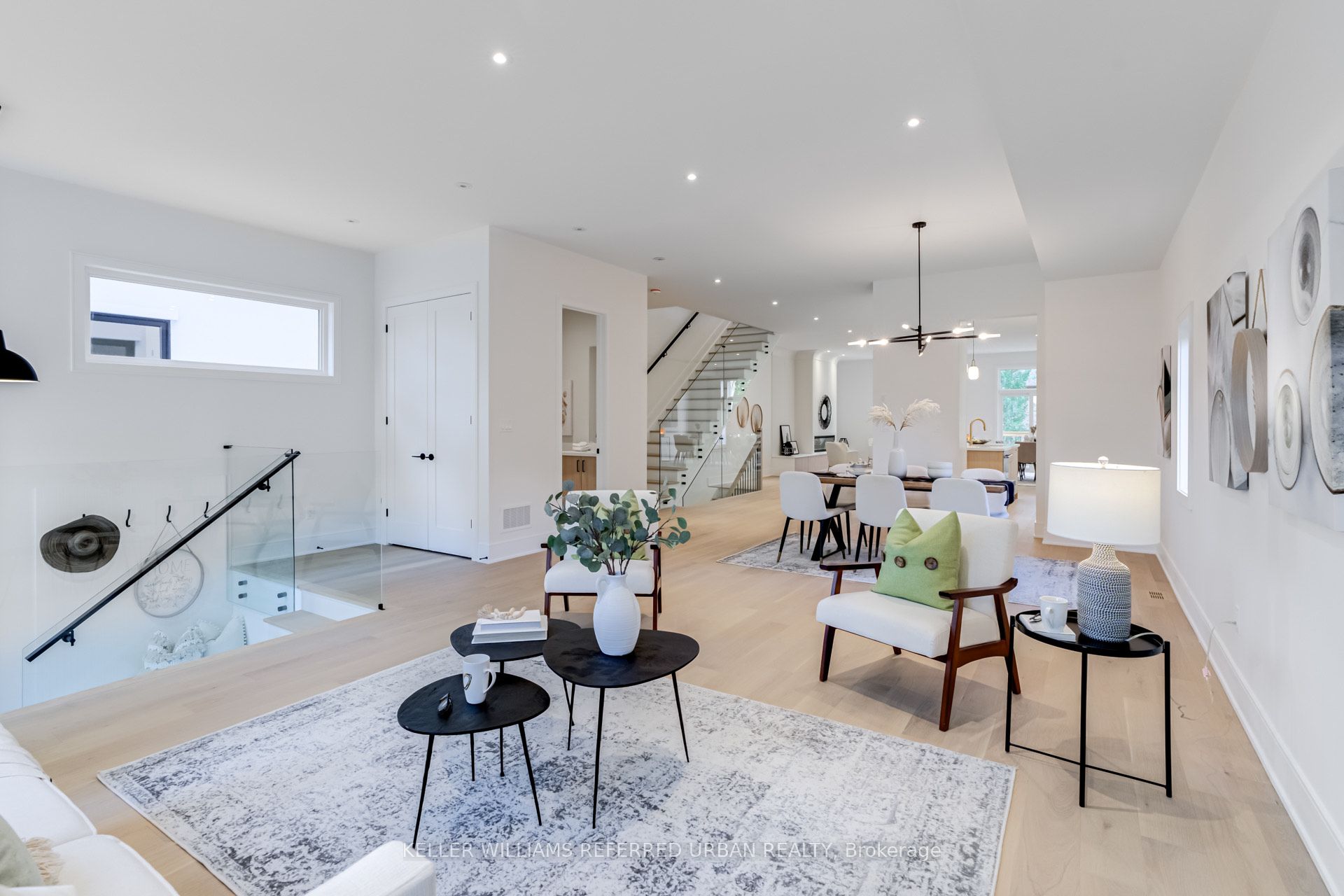 45 Benson Avenue Property Photo 8