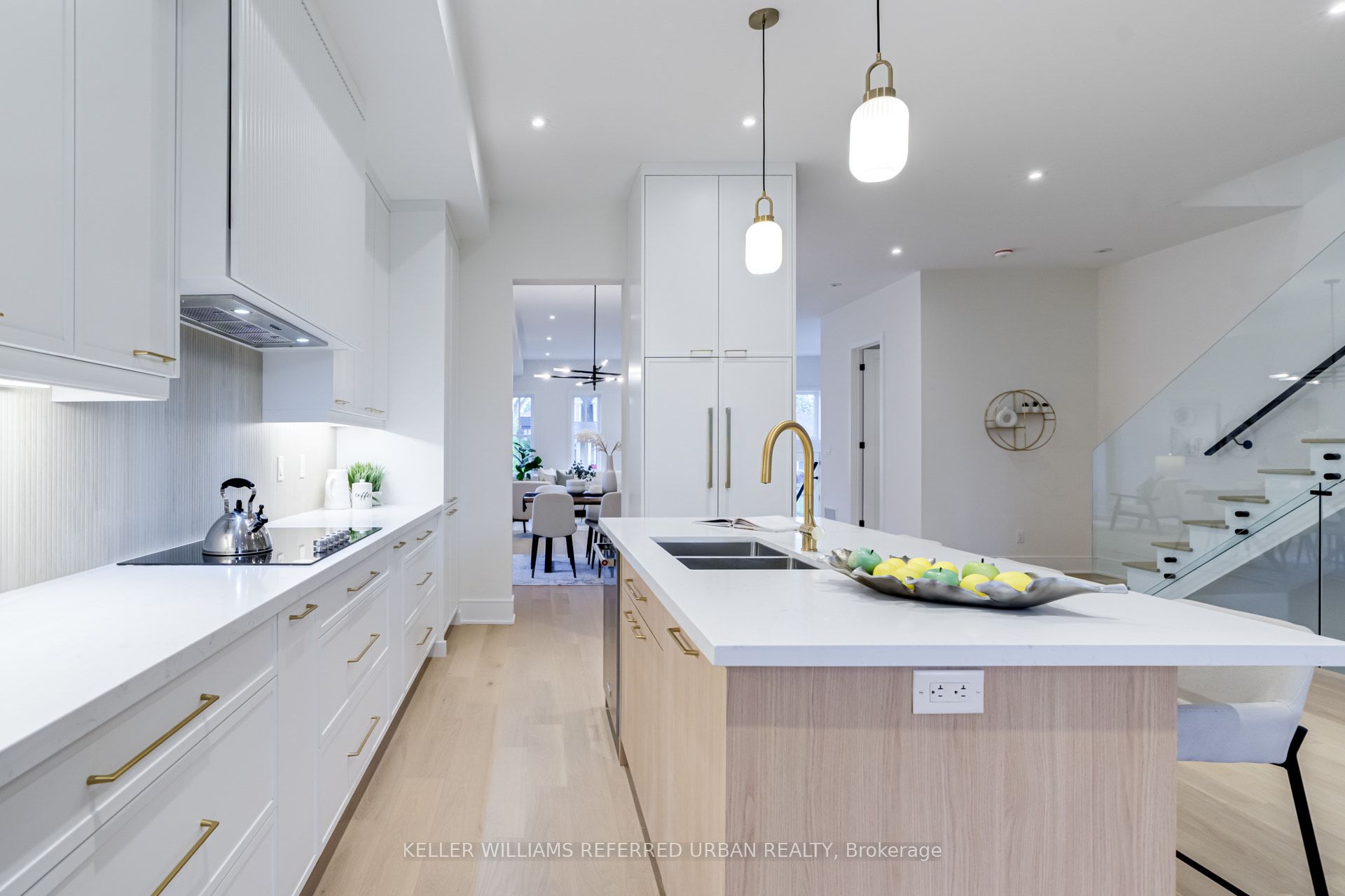 45 Benson Avenue Property Photo 17