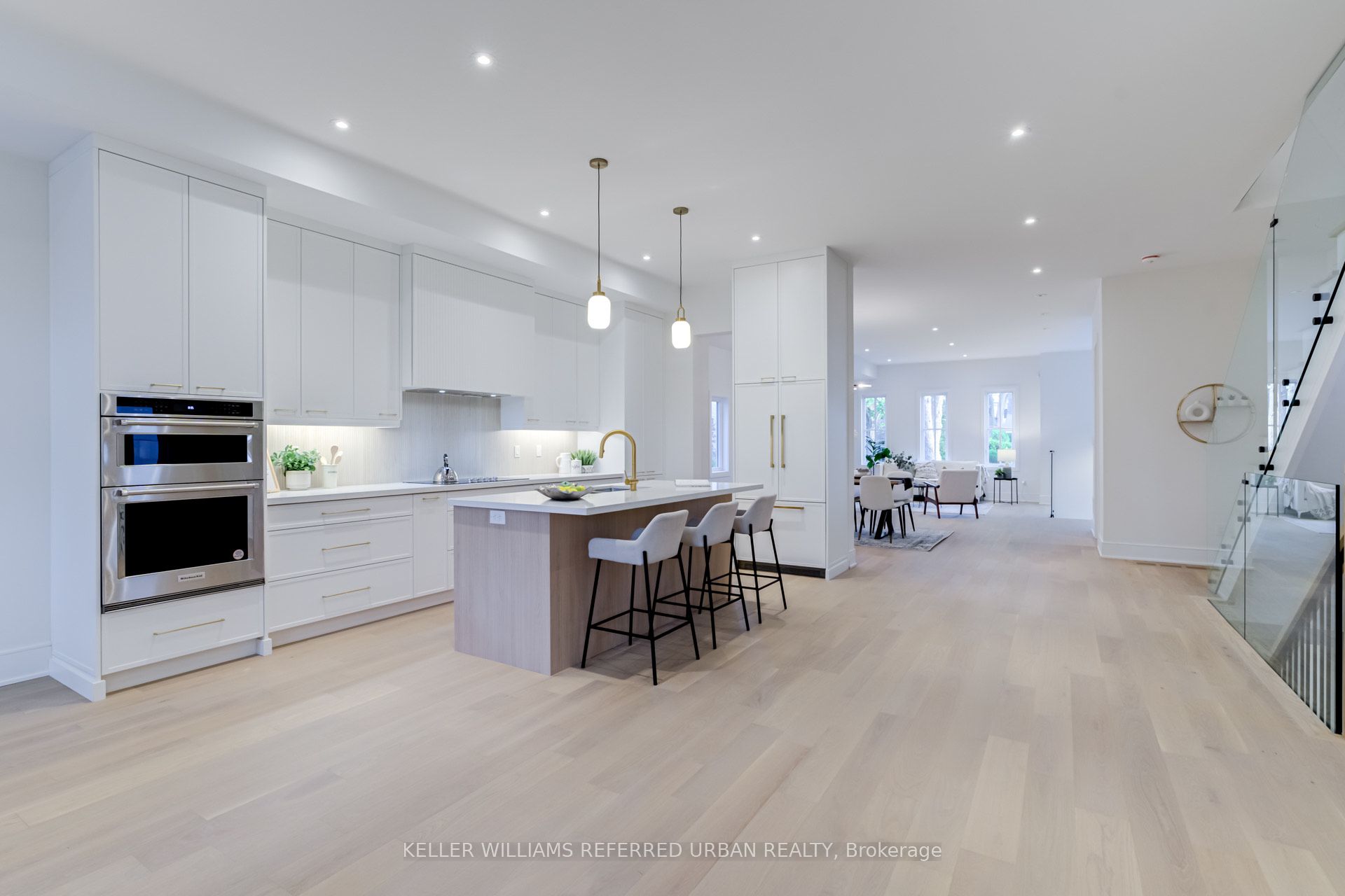 45 Benson Avenue Property Photo 18