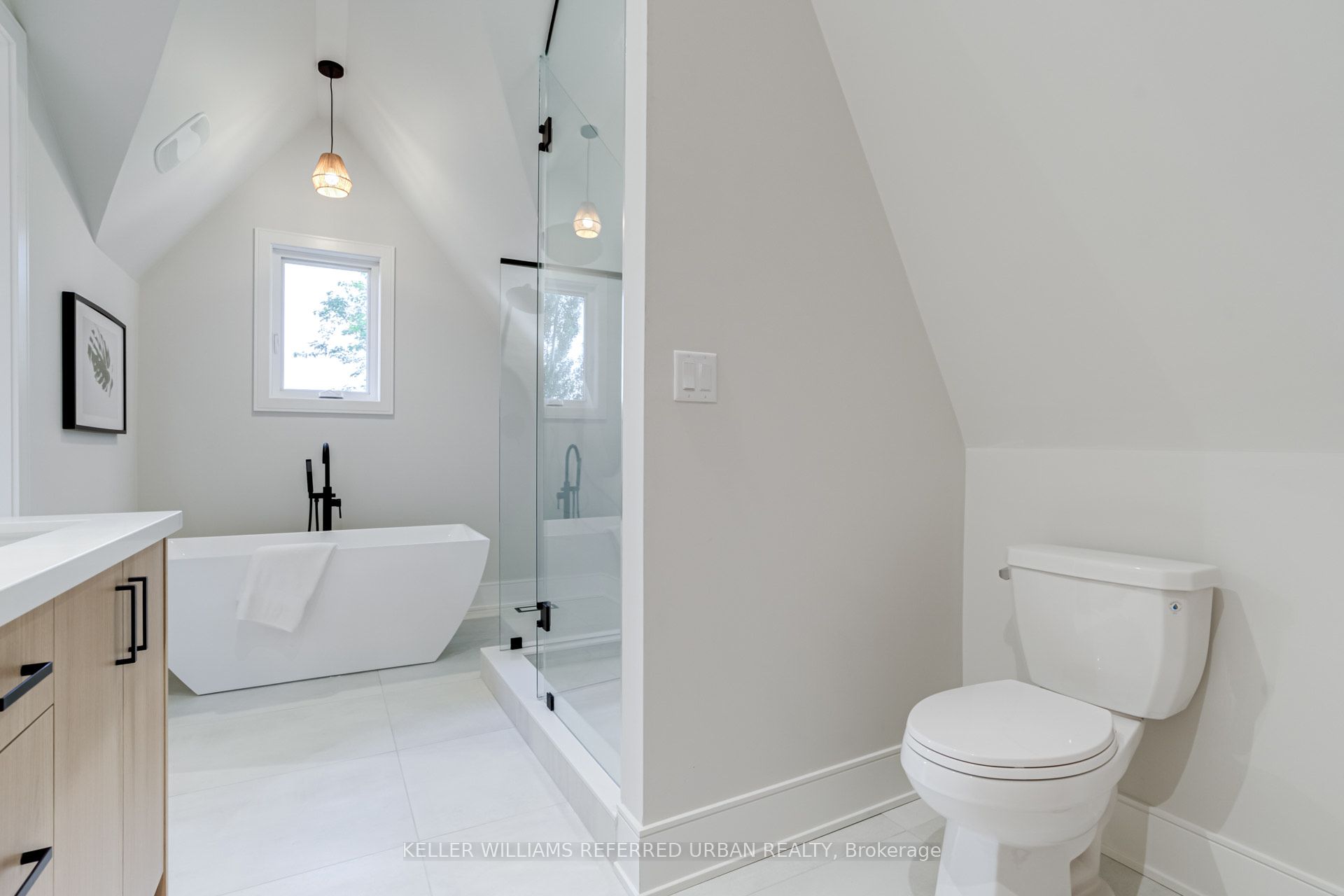 45 Benson Avenue Property Photo 29
