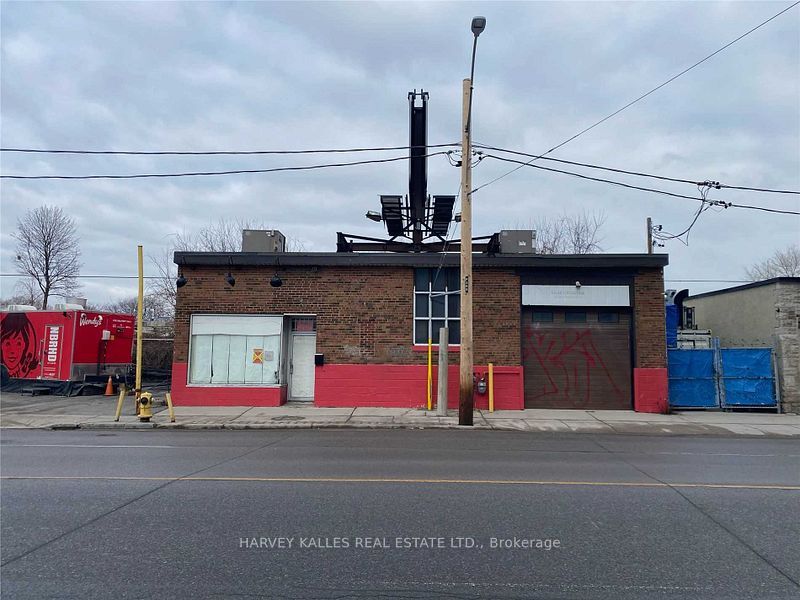 1278 & 1286 Dupont Street Property Photo 2