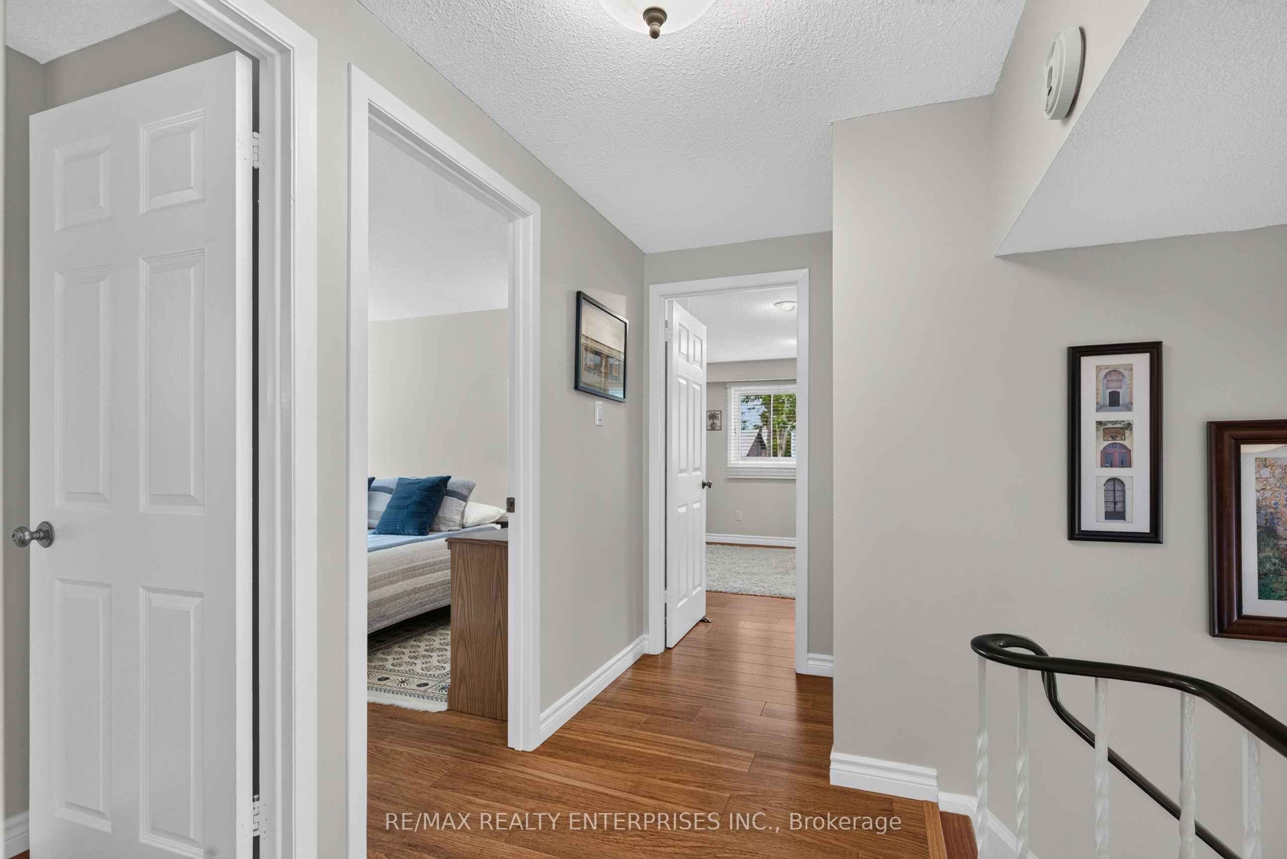 2482 Windjammer Road E Property Photo 22