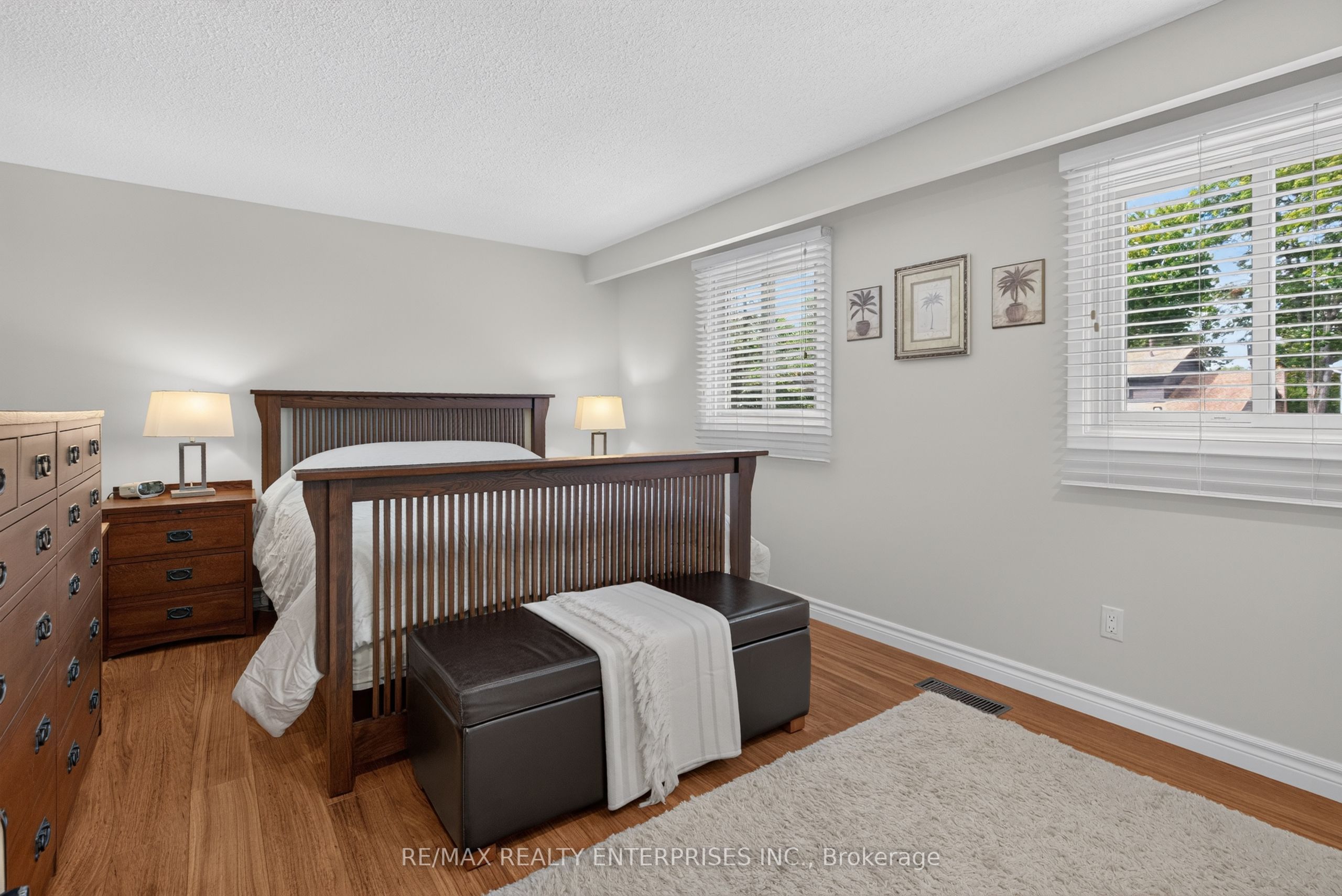 2482 Windjammer Road E Property Photo 25