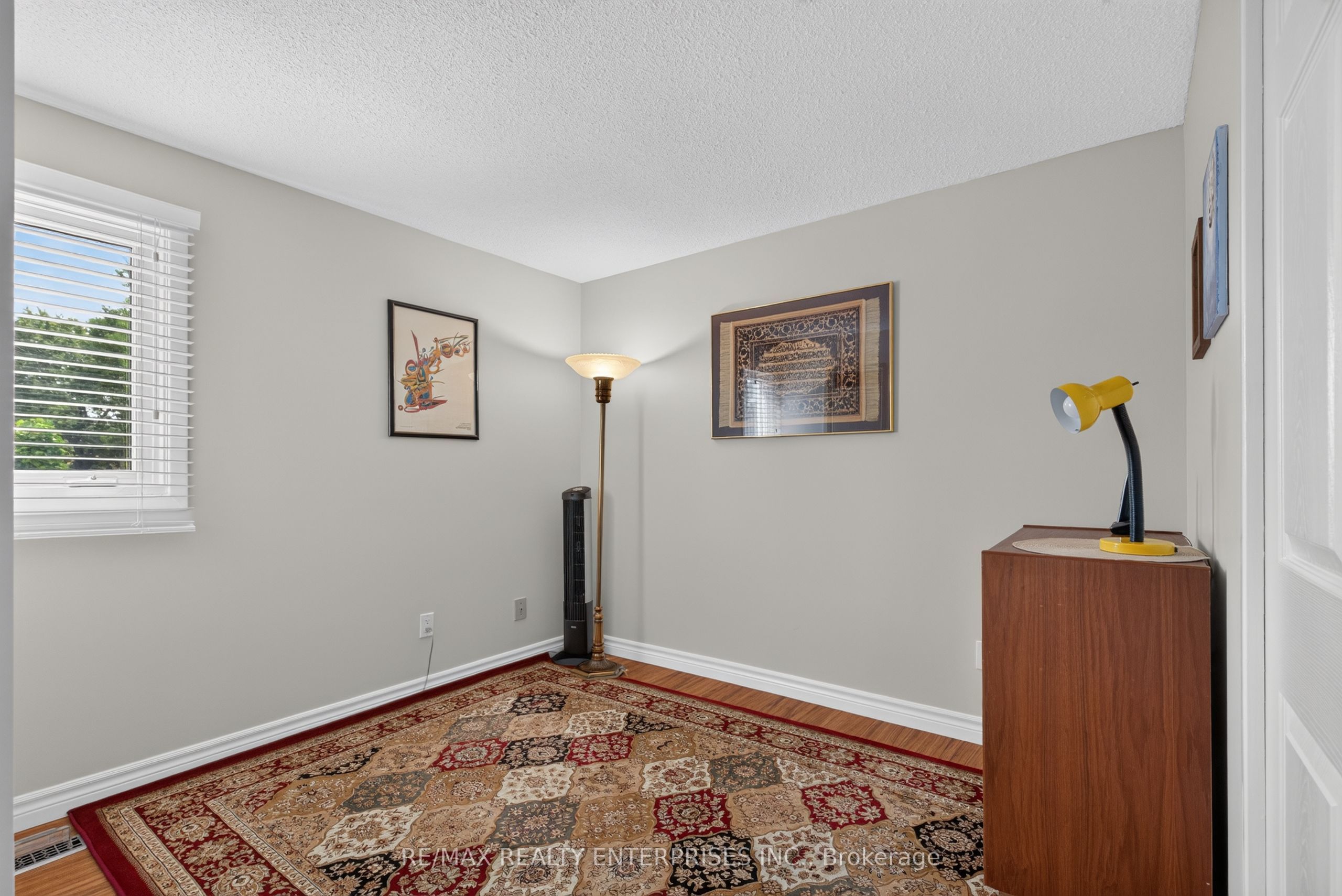 2482 Windjammer Road E Property Photo 27