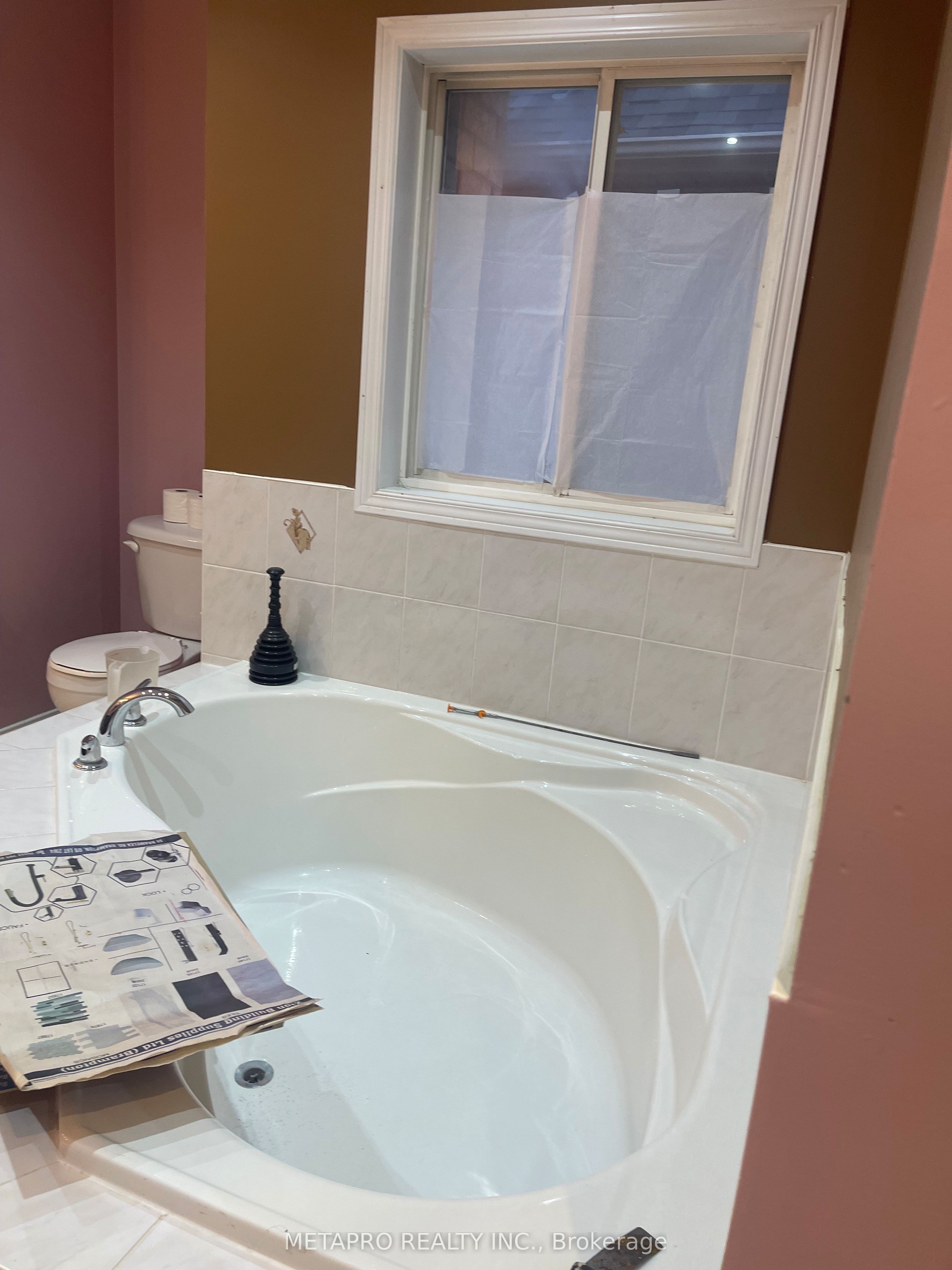 54 Snowshoe Lane E Property Photo 11