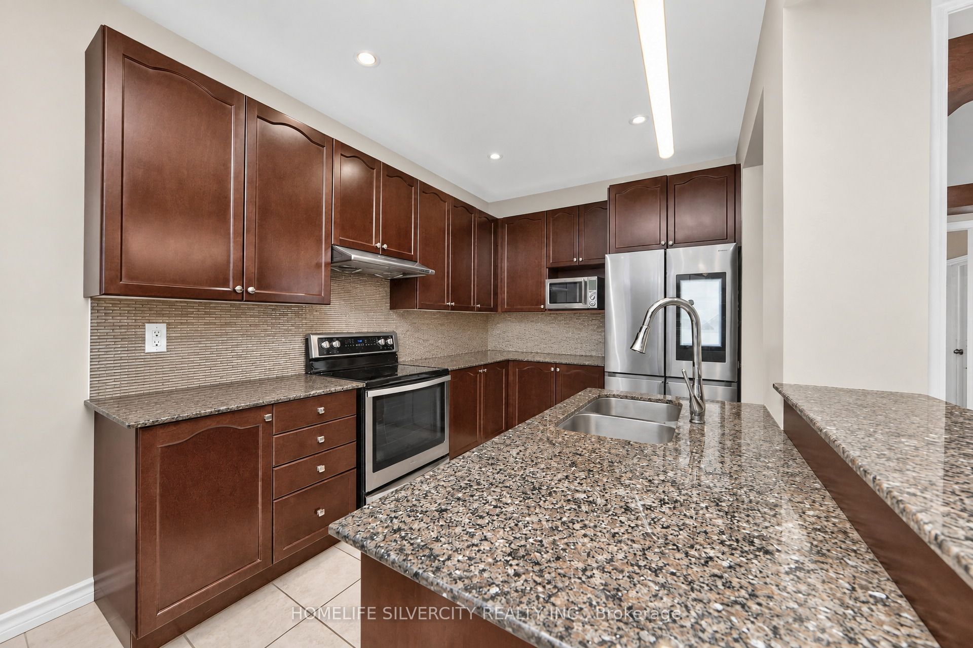 355 Robert Parkinson Drive Property Photo 13