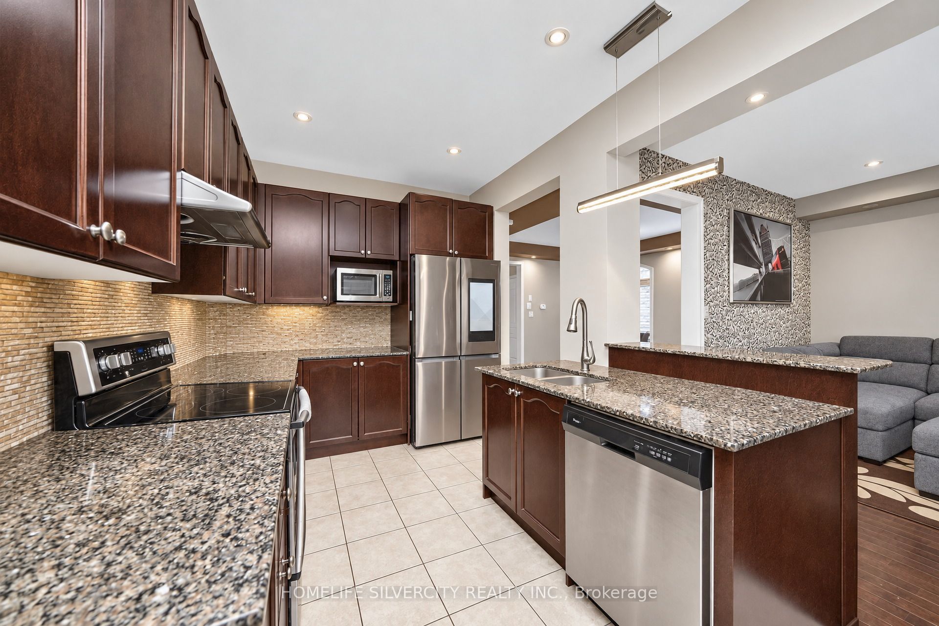 355 Robert Parkinson Drive Property Photo 14