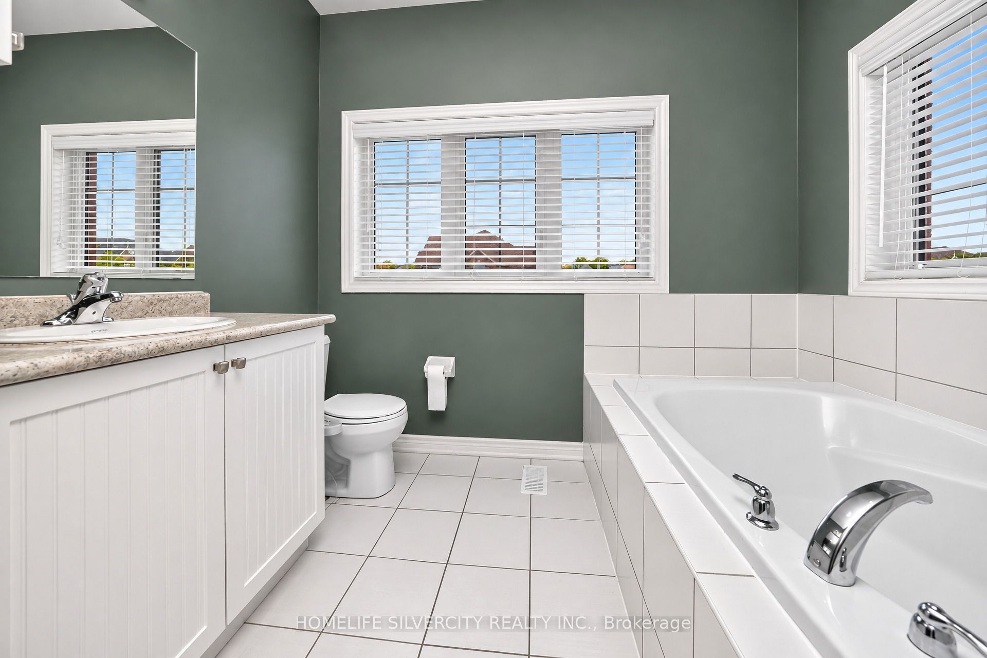 355 Robert Parkinson Drive Property Photo 32