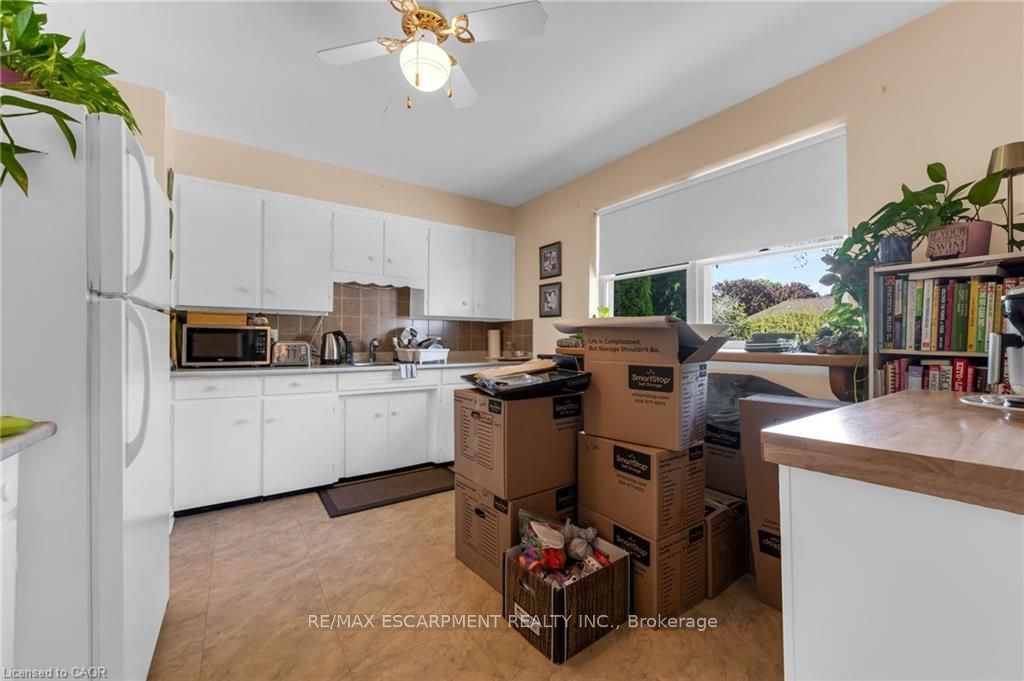236 Pine Cove Road Property Photo 6