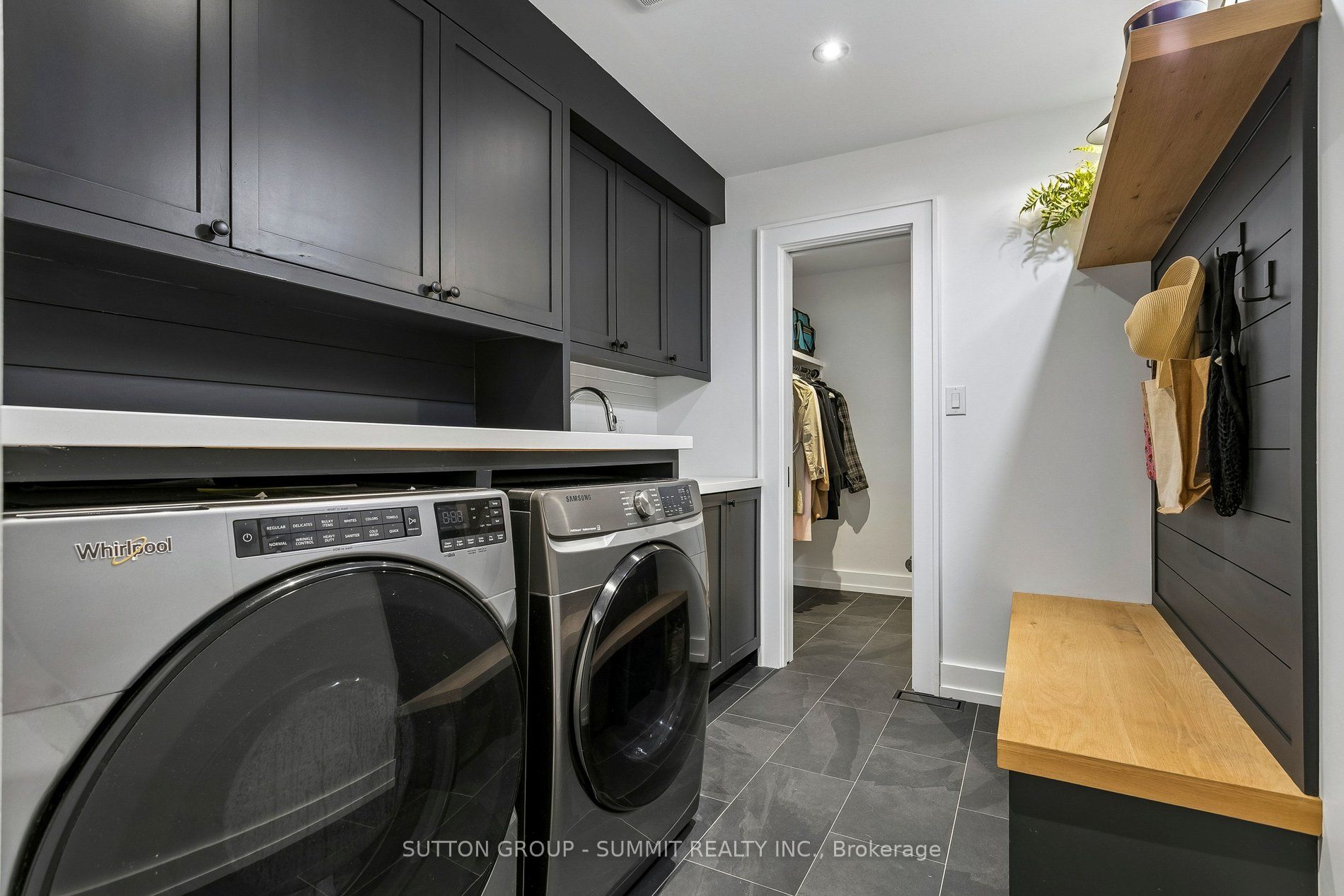 1315 Britannia Road Property Photo 38