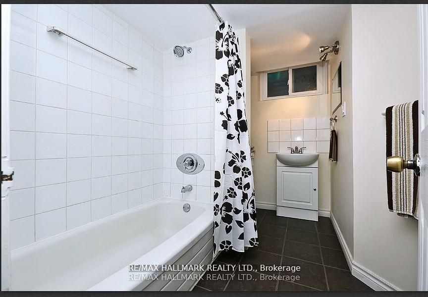 71 Ecclestone Drive Property Photo 4