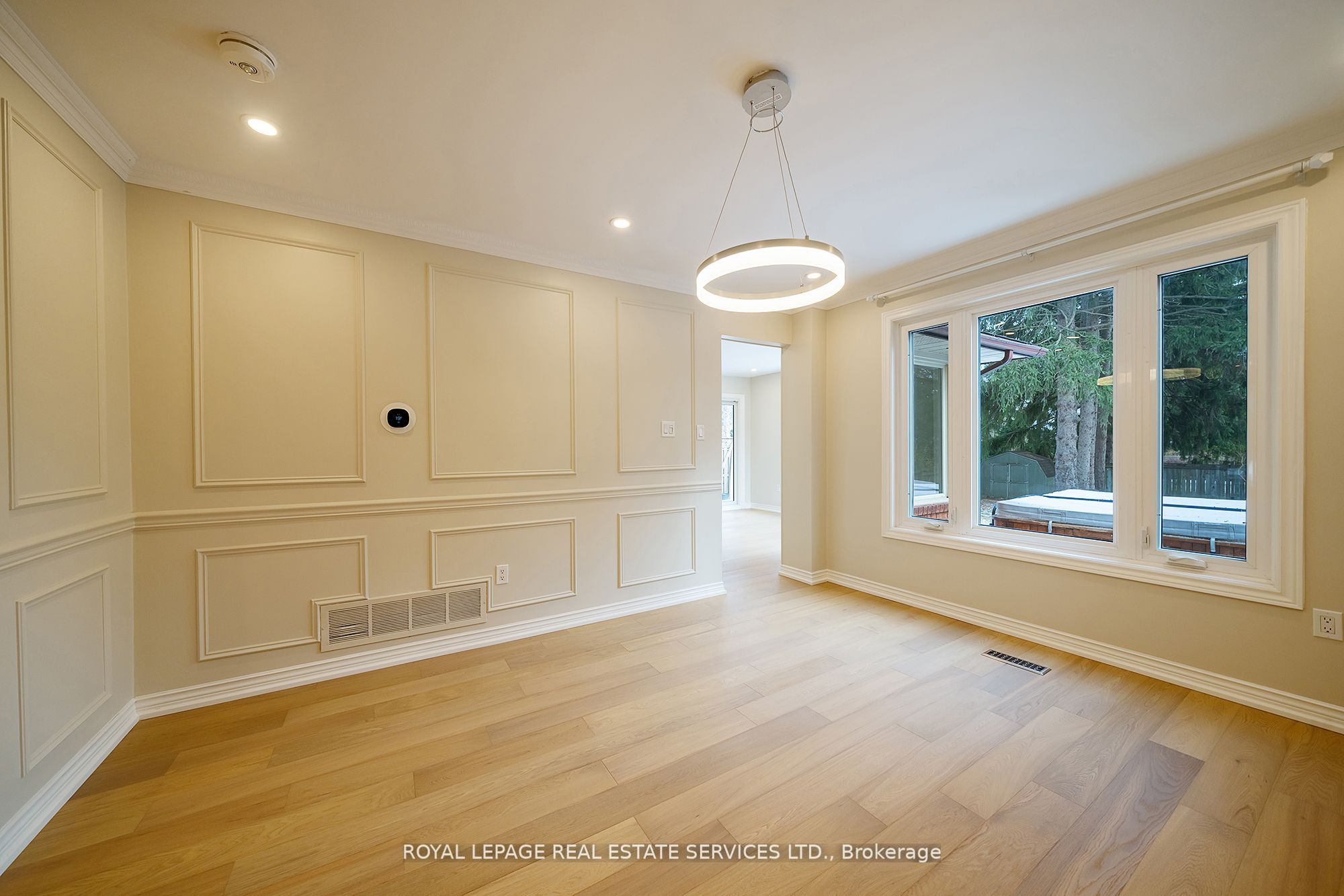 2300 Cheverie Street Upper Property Photo 6