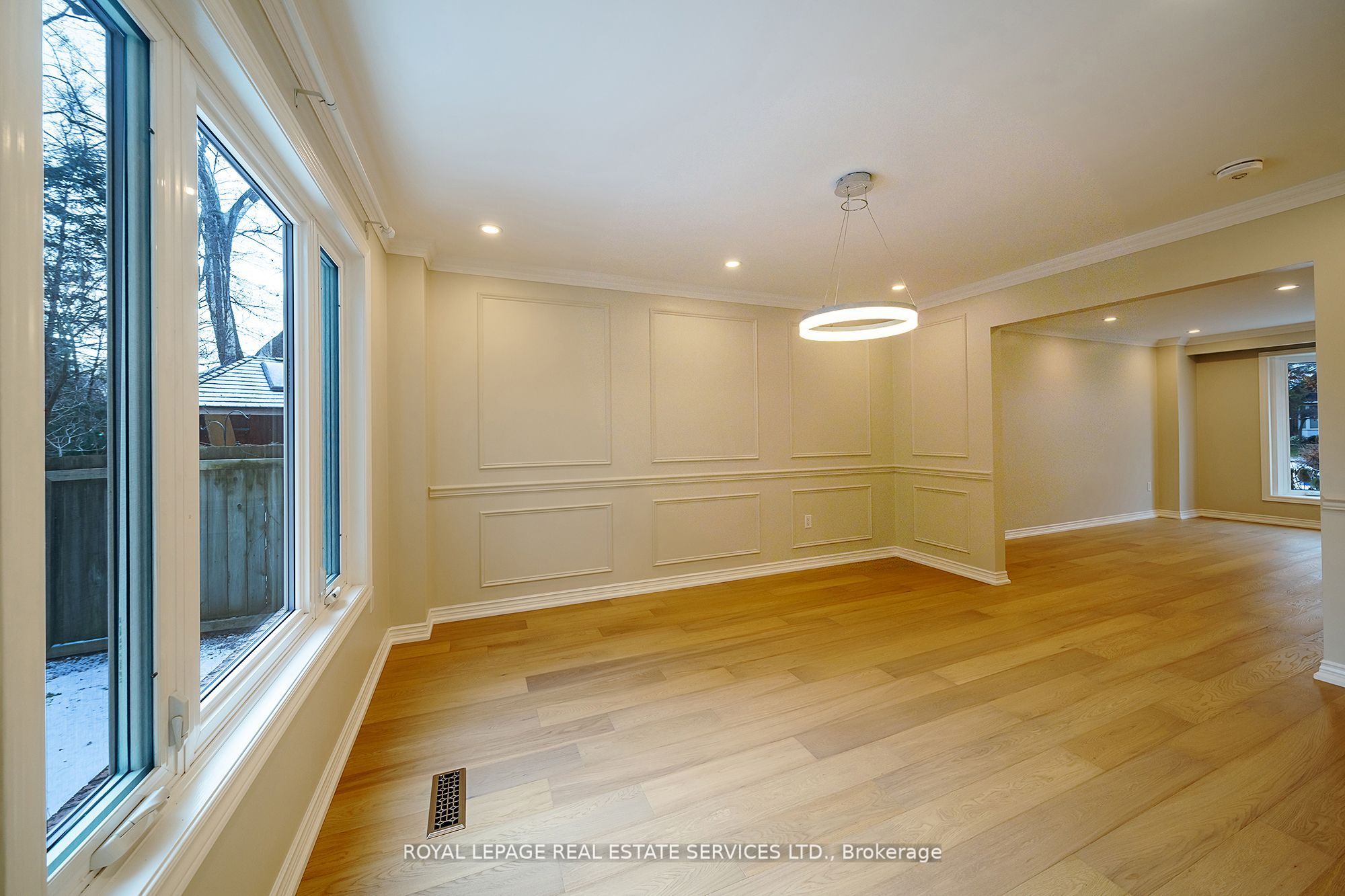 2300 Cheverie Street Upper Property Photo 7