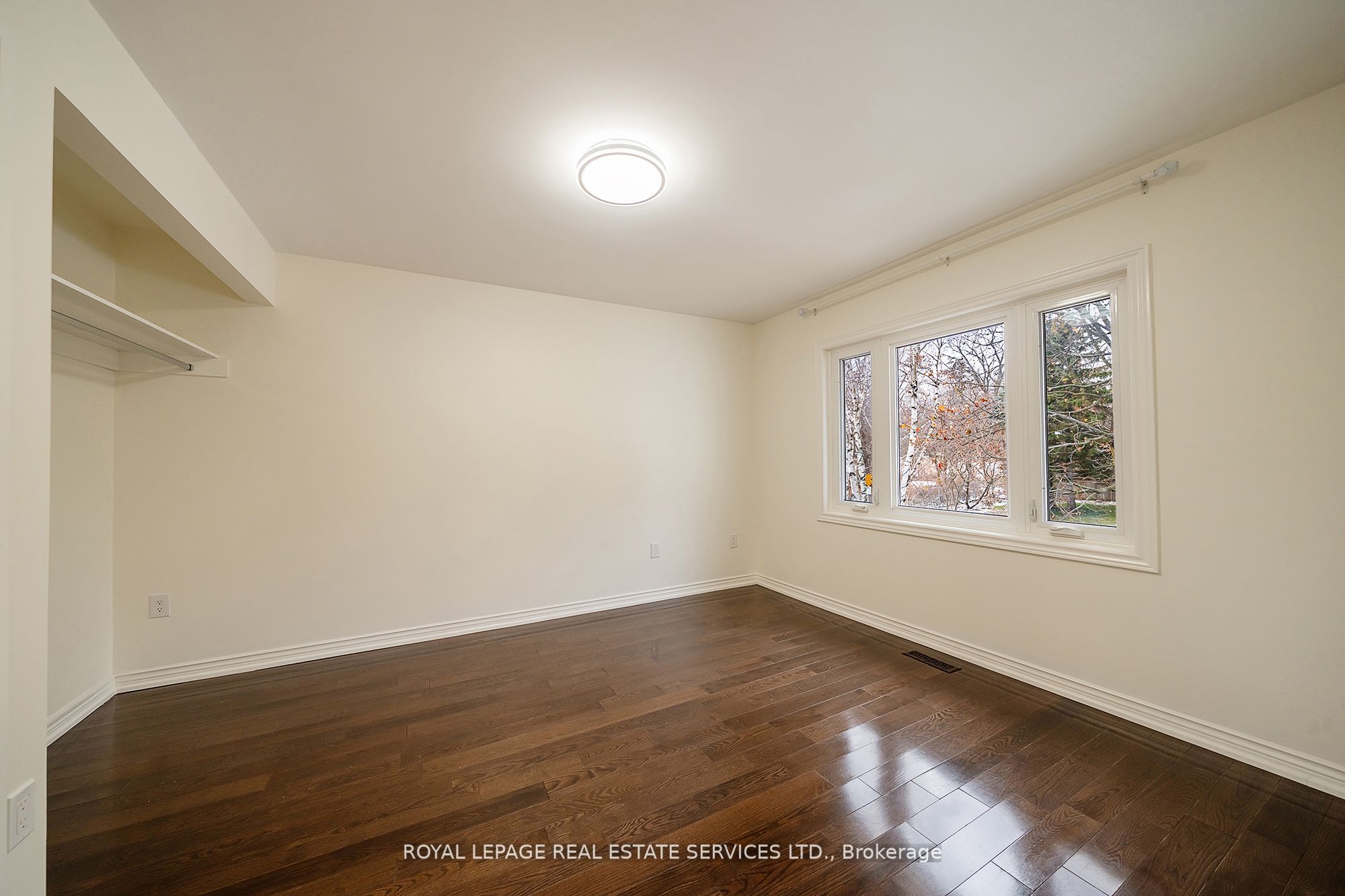 2300 Cheverie Street Upper Property Photo 24