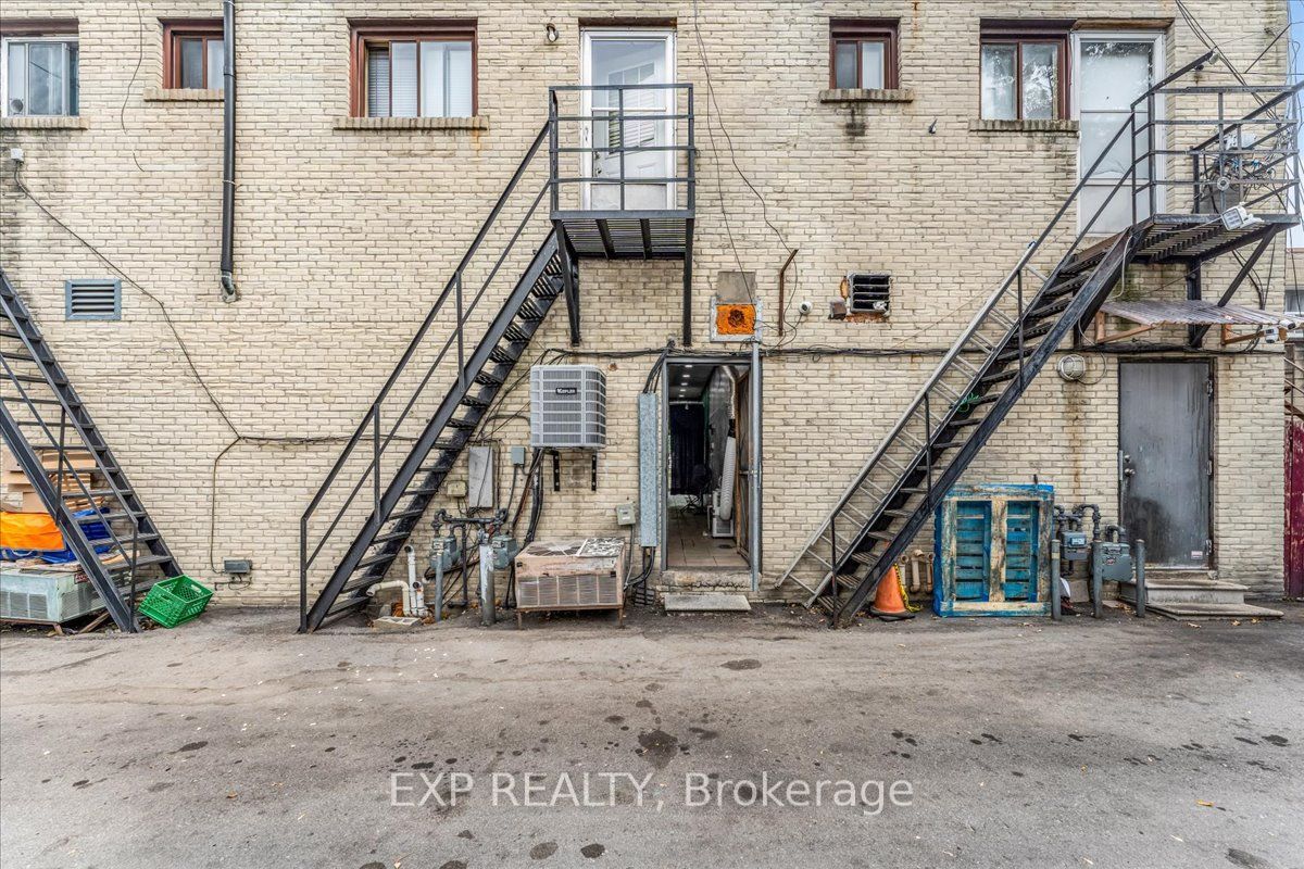 1792 Jane Street Property Photo 19
