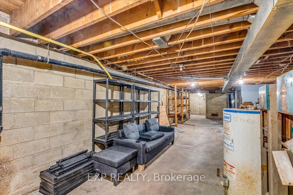 1792 Jane Street Property Photo 20