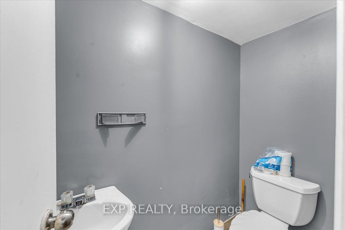 1792 Jane Street Property Photo 24