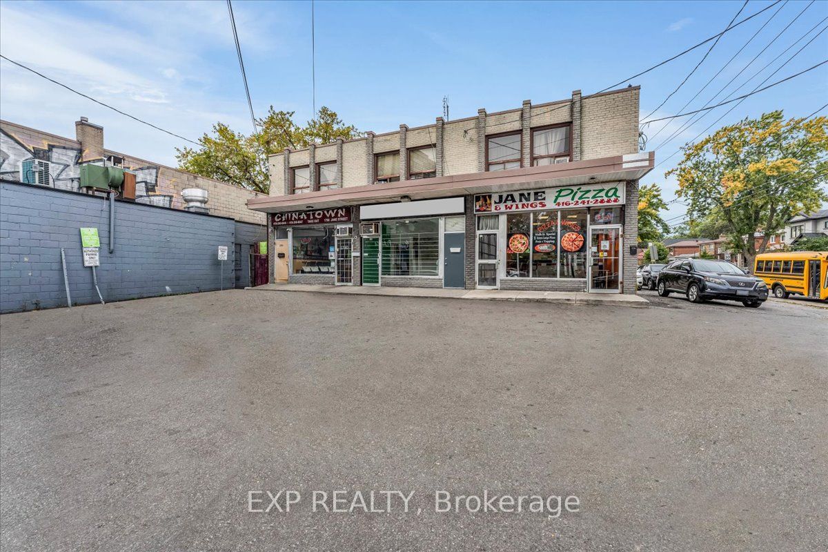 1792 Jane Street Property Photo 25
