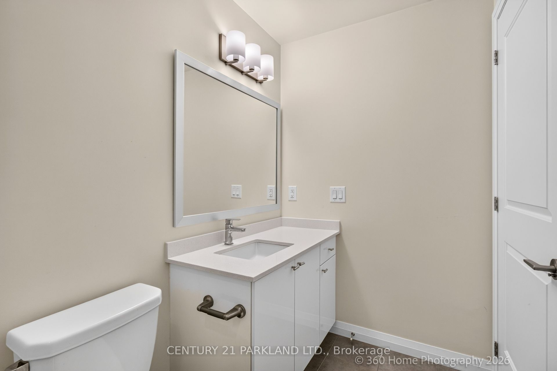5025 Four Springs Avenue E 905 Property Photo 7