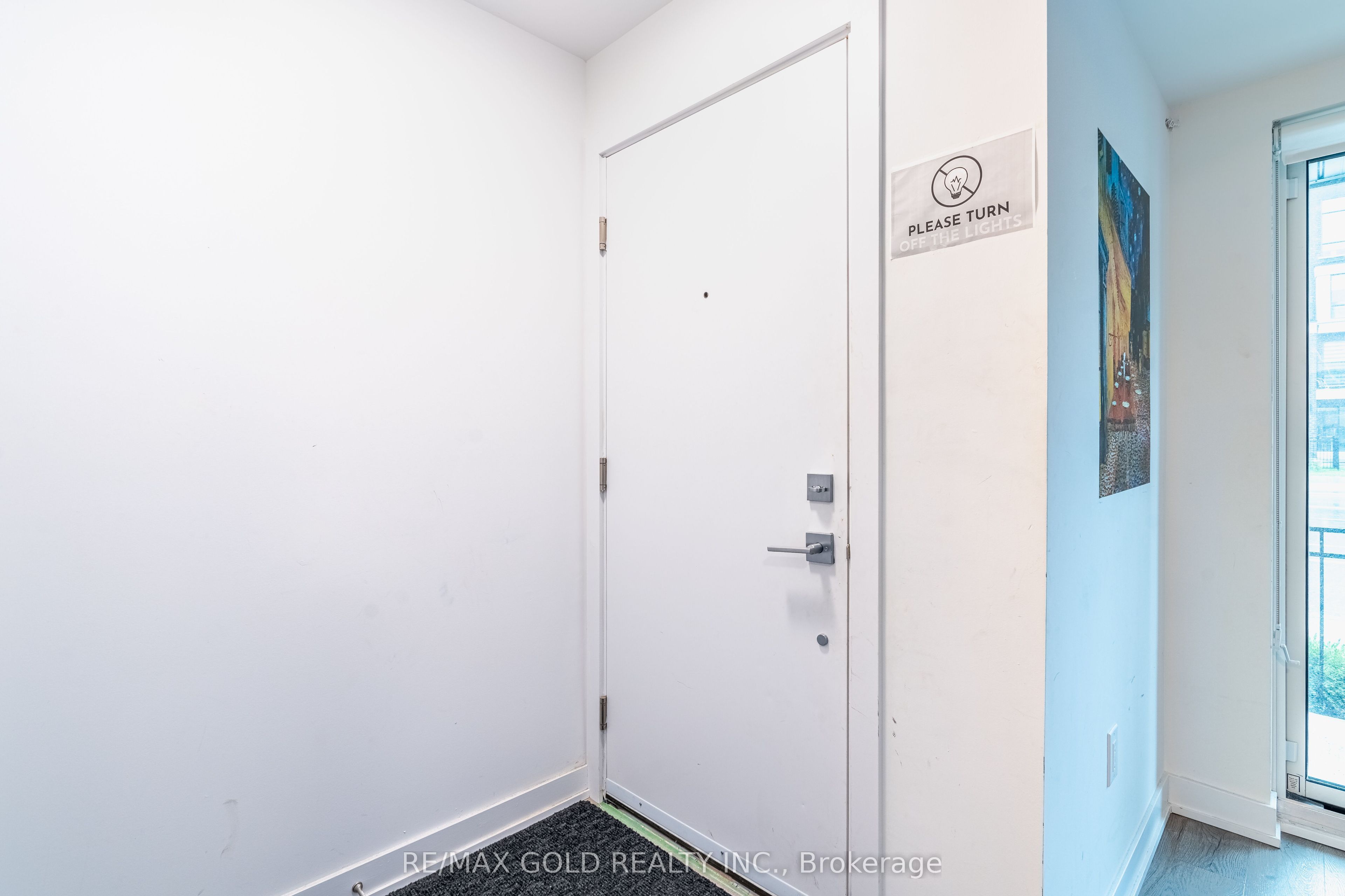 175 Veterans Drive 13 Property Photo 17
