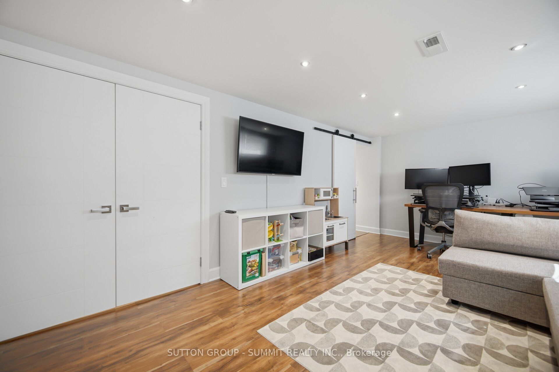 1 Lagos Road Property Photo 18