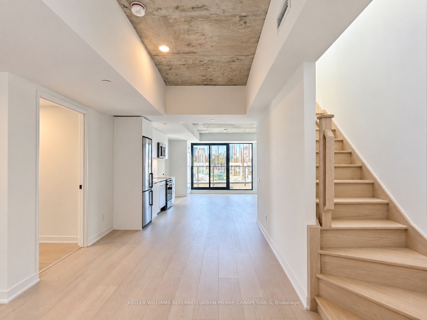 1 Vine Avenue 501 Property Photo 2