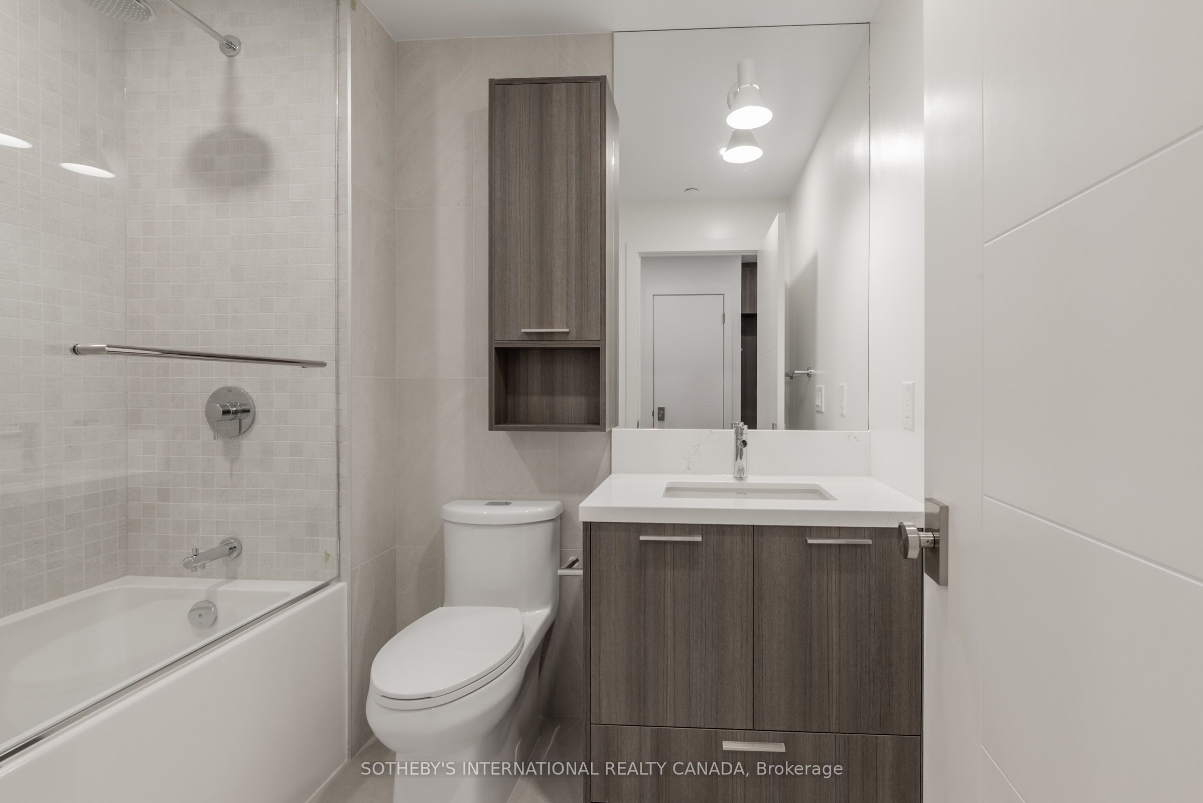 31 York Garden Way 1003 Property Photo 10
