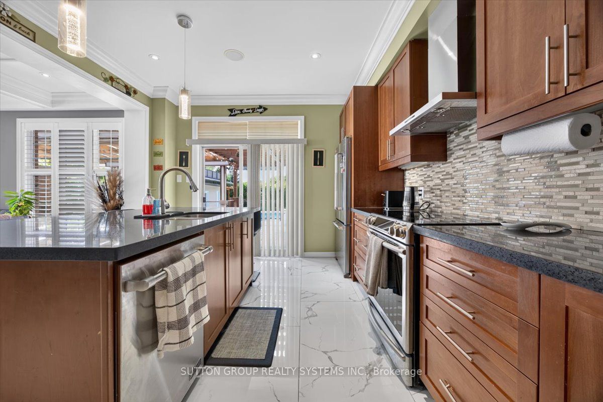 34 Boyces Creek Court Property Photo 12