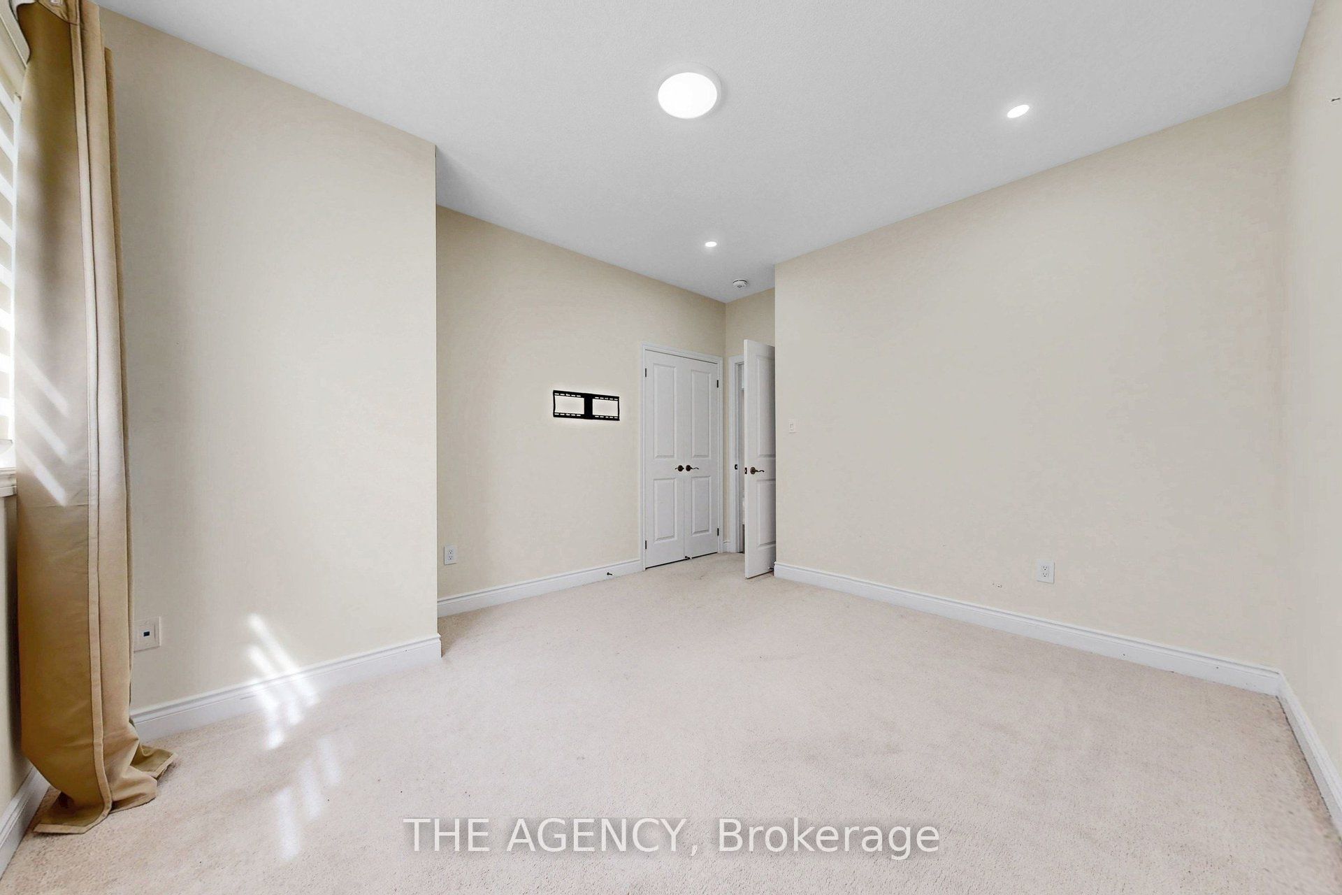 53 Elysian Fields Circle Property Photo 32