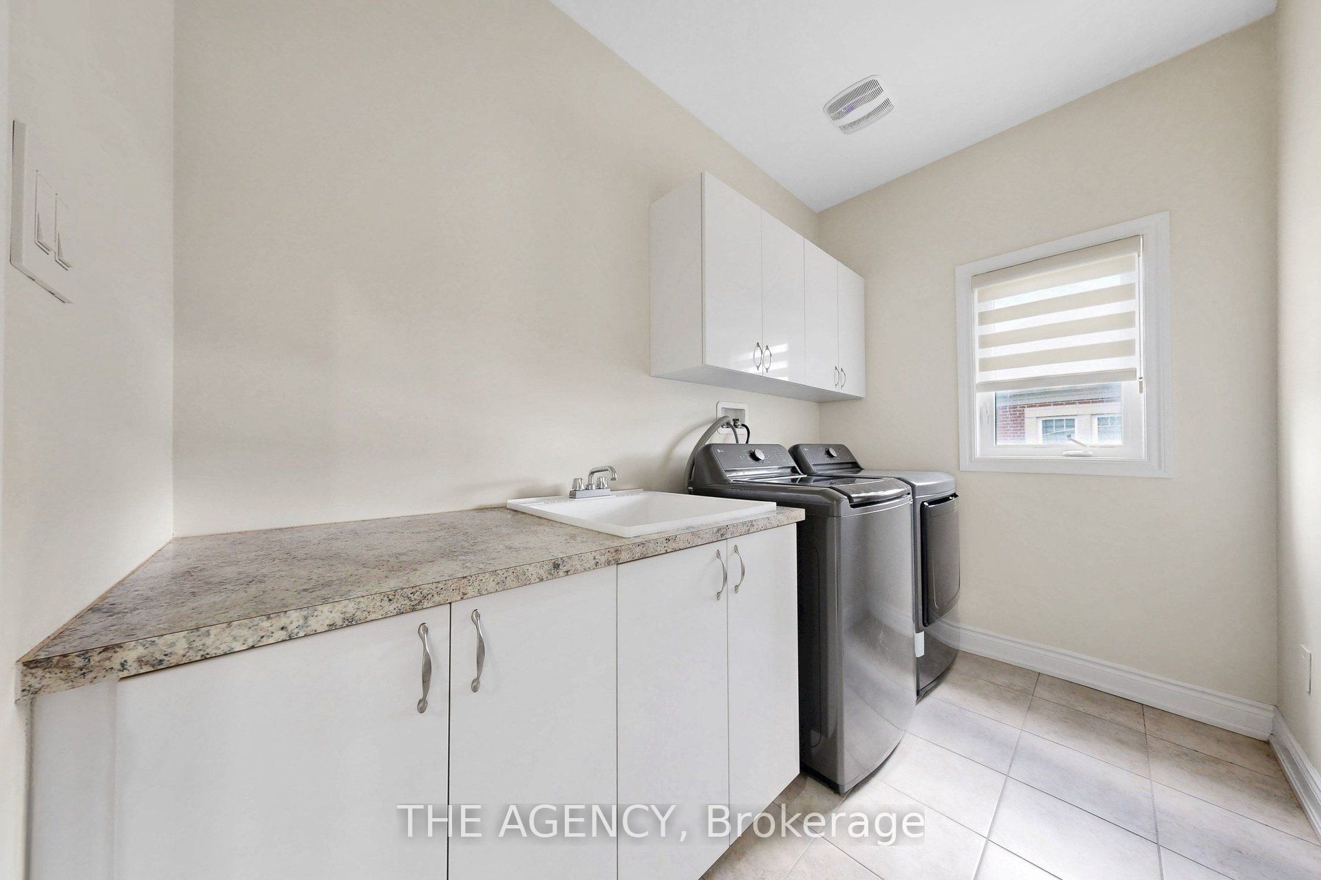 53 Elysian Fields Circle Property Photo 35