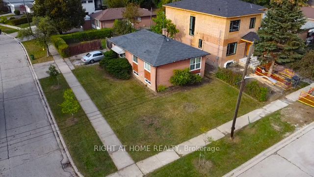19 Upminster Crescent Property Photo 5