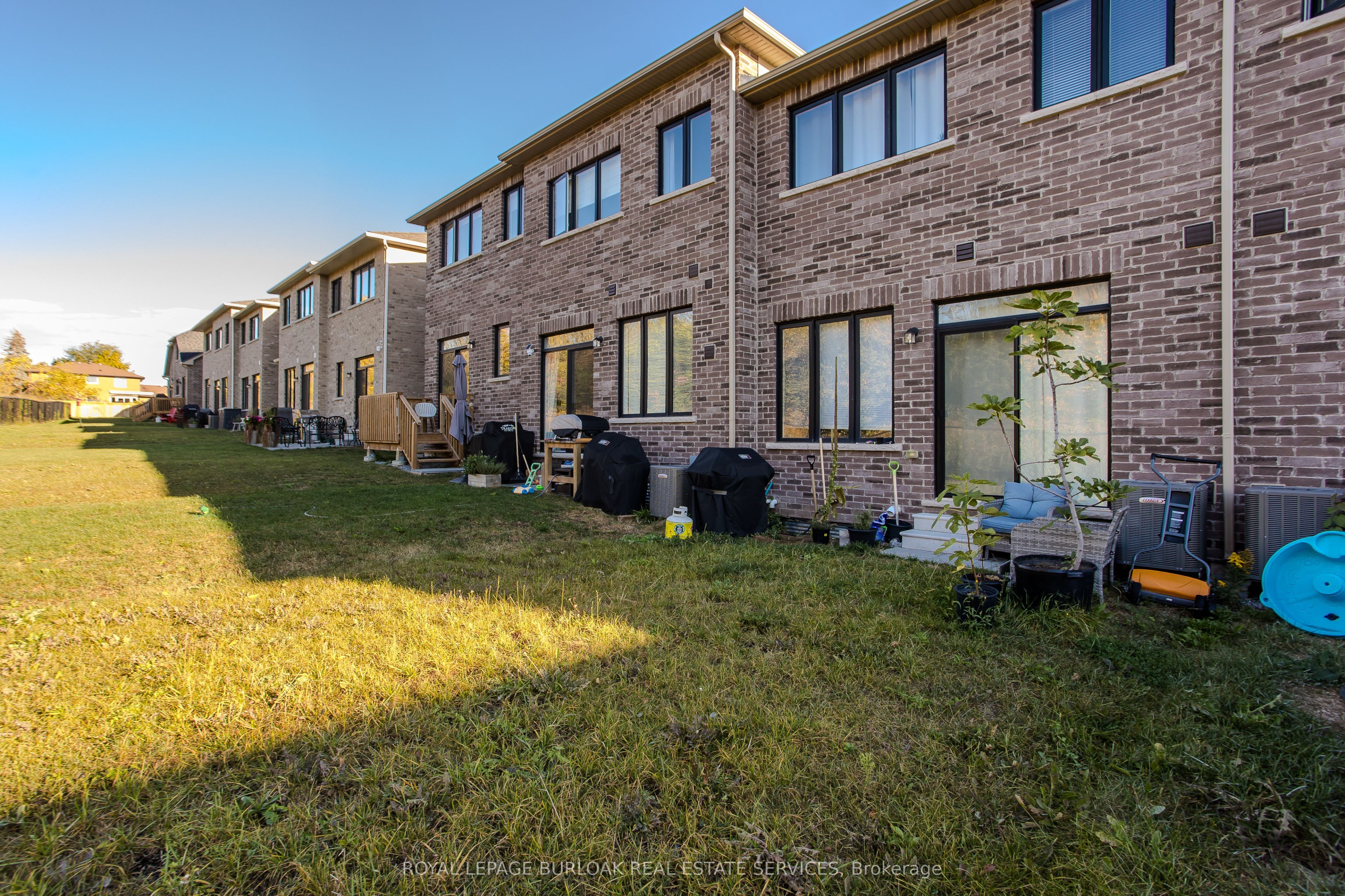 1358 Almonte Drive Property Photo 4