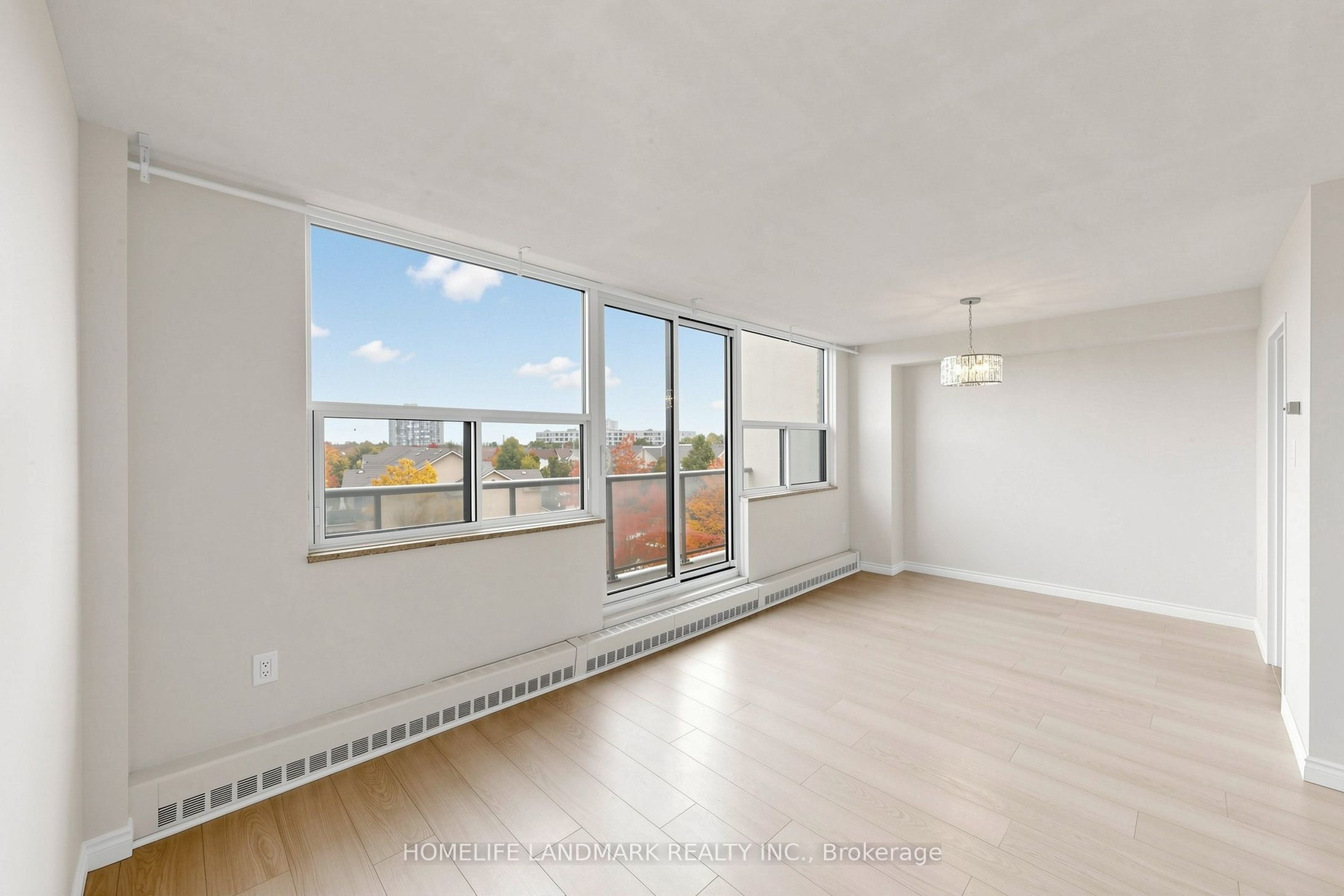 1050 Stainton Drive 327 Property Photo 6