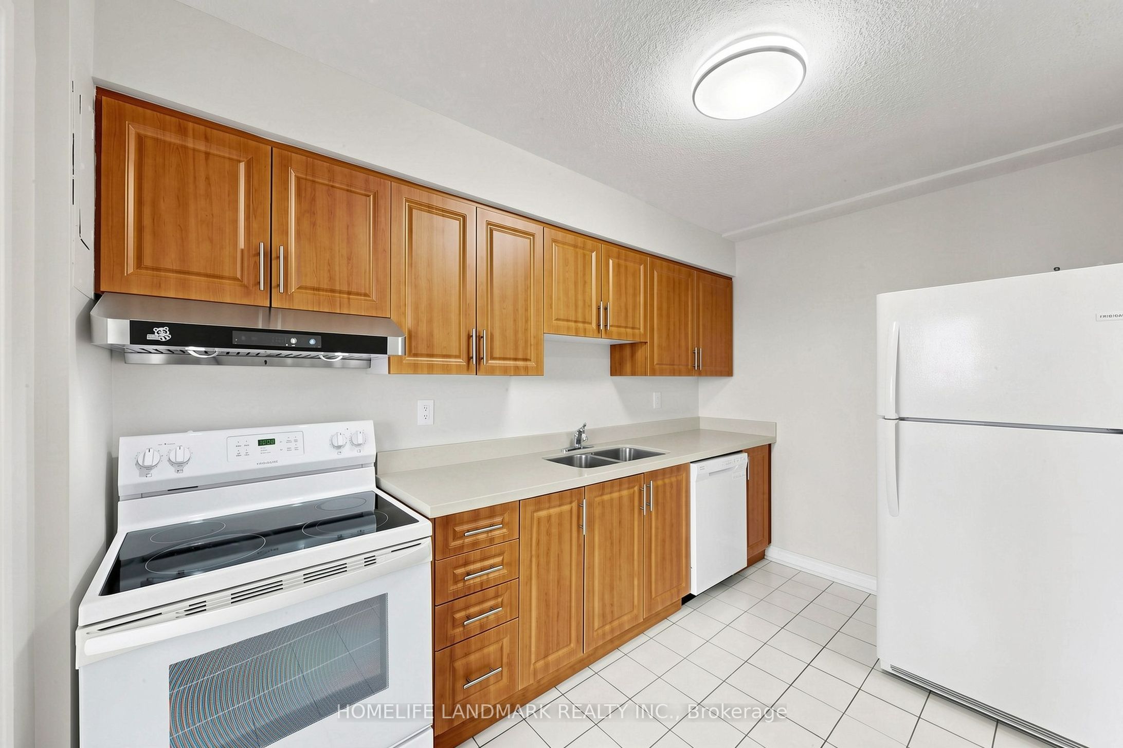 1050 Stainton Drive 327 Property Photo 9
