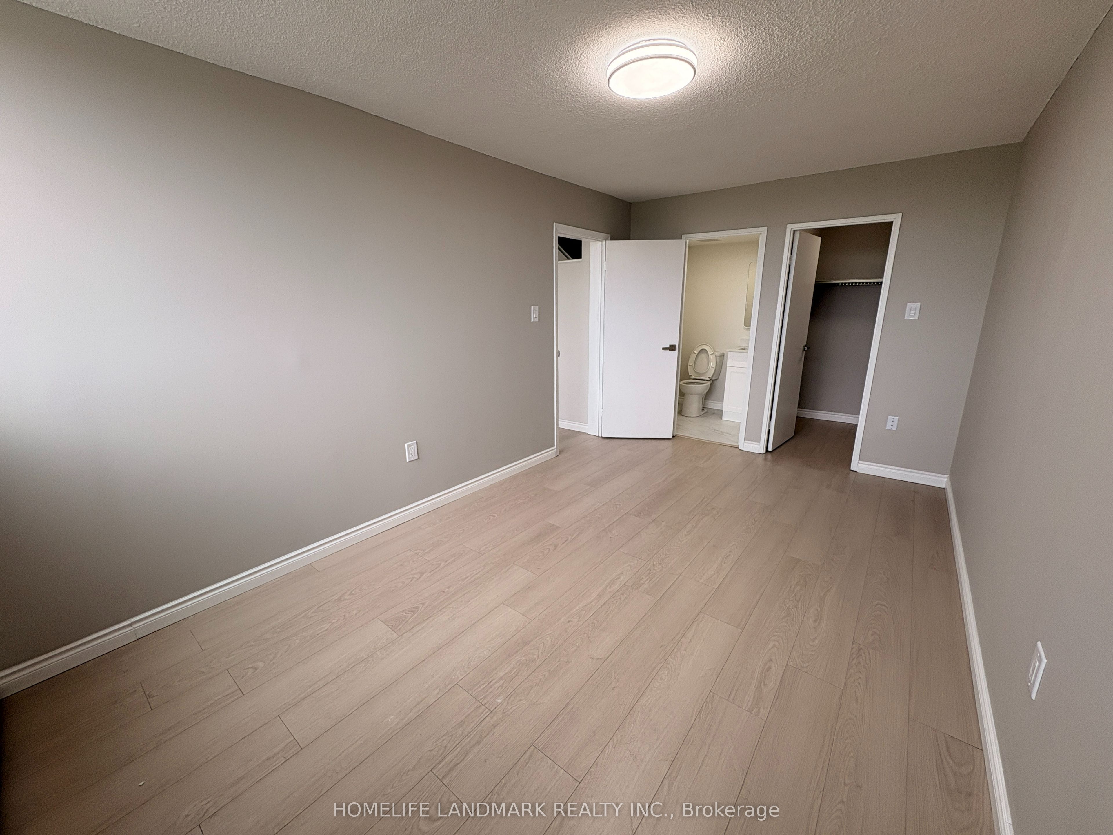 1050 Stainton Drive 327 Property Photo 10