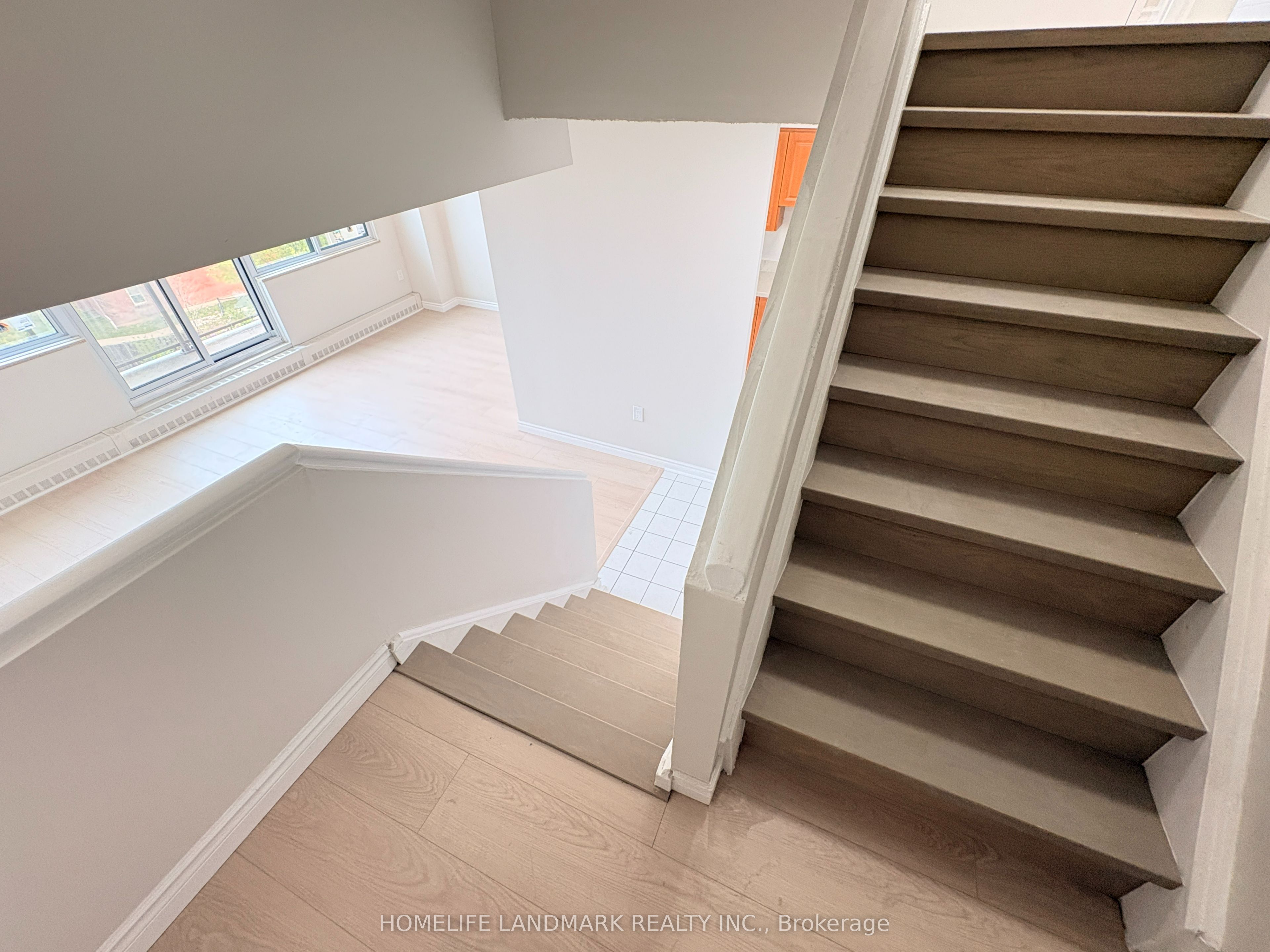 1050 Stainton Drive 327 Property Photo 13