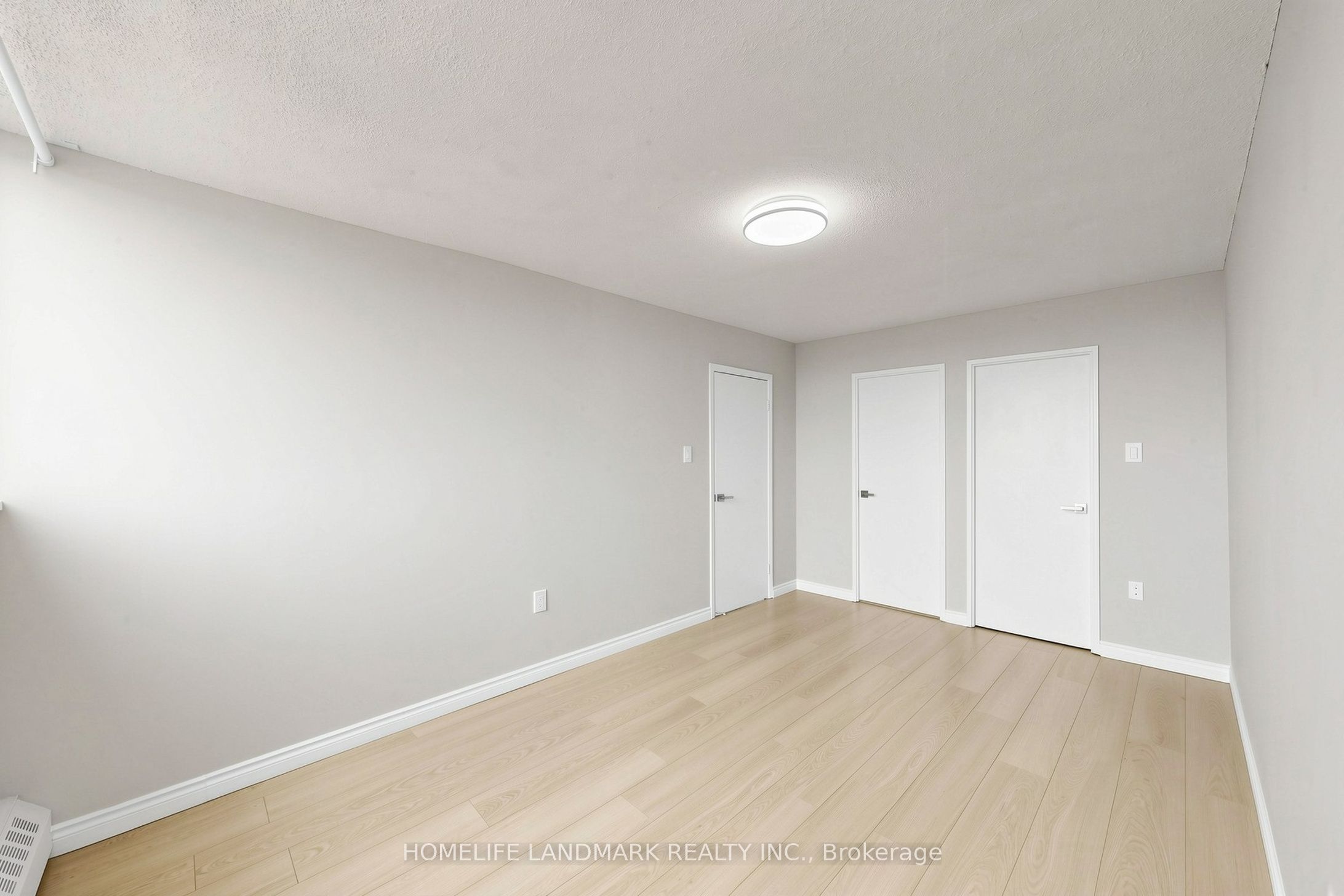 1050 Stainton Drive 327 Property Photo 13