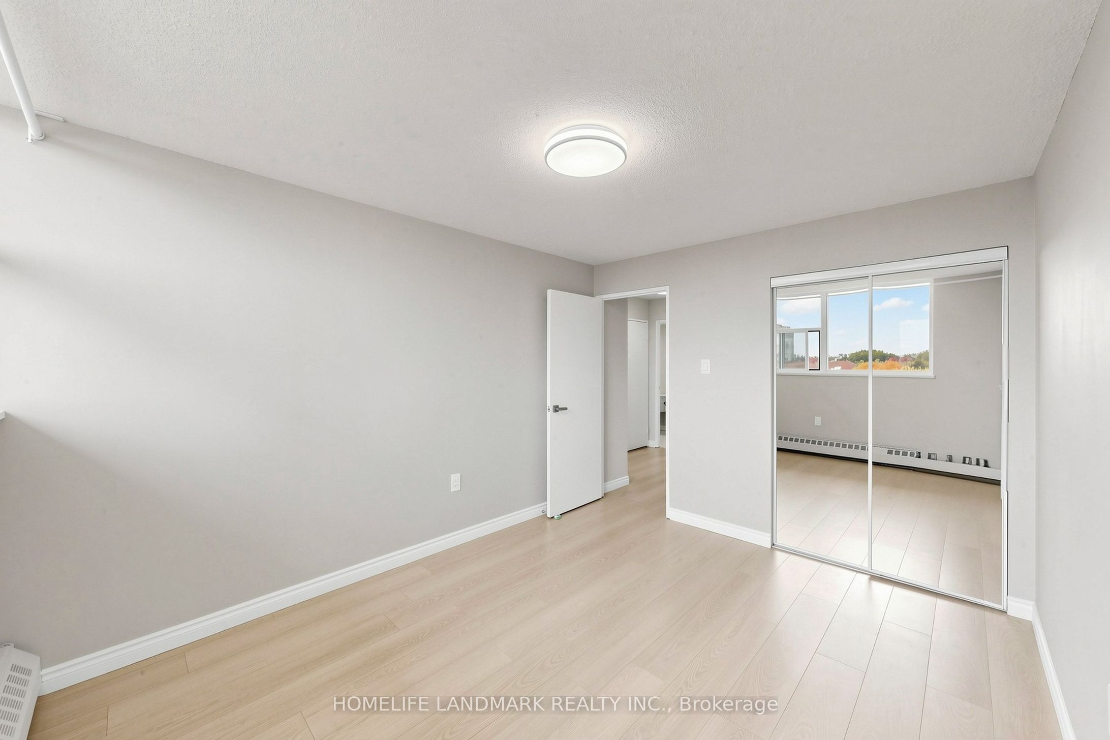 1050 Stainton Drive 327 Property Photo 19