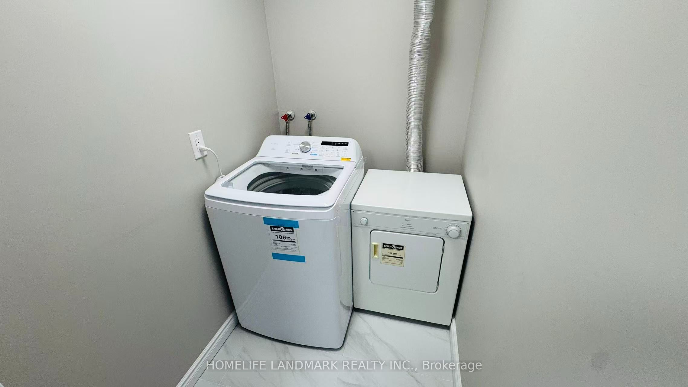1050 Stainton Drive 327 Property Photo 21