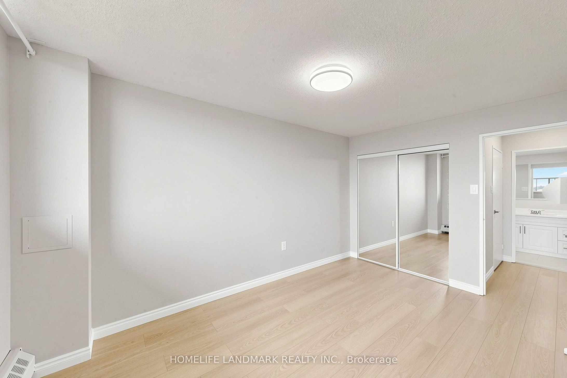 1050 Stainton Drive 327 Property Photo 21