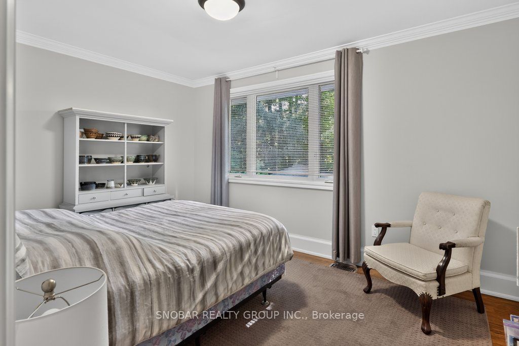 1302 Greenoaks Drive Property Photo 19