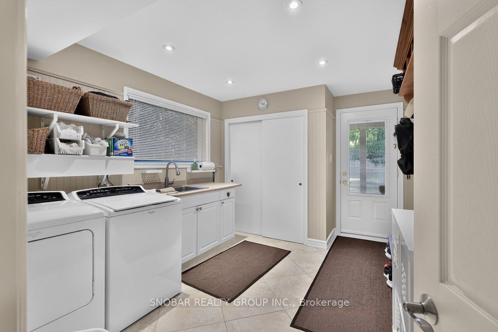 1302 Greenoaks Drive Property Photo 28
