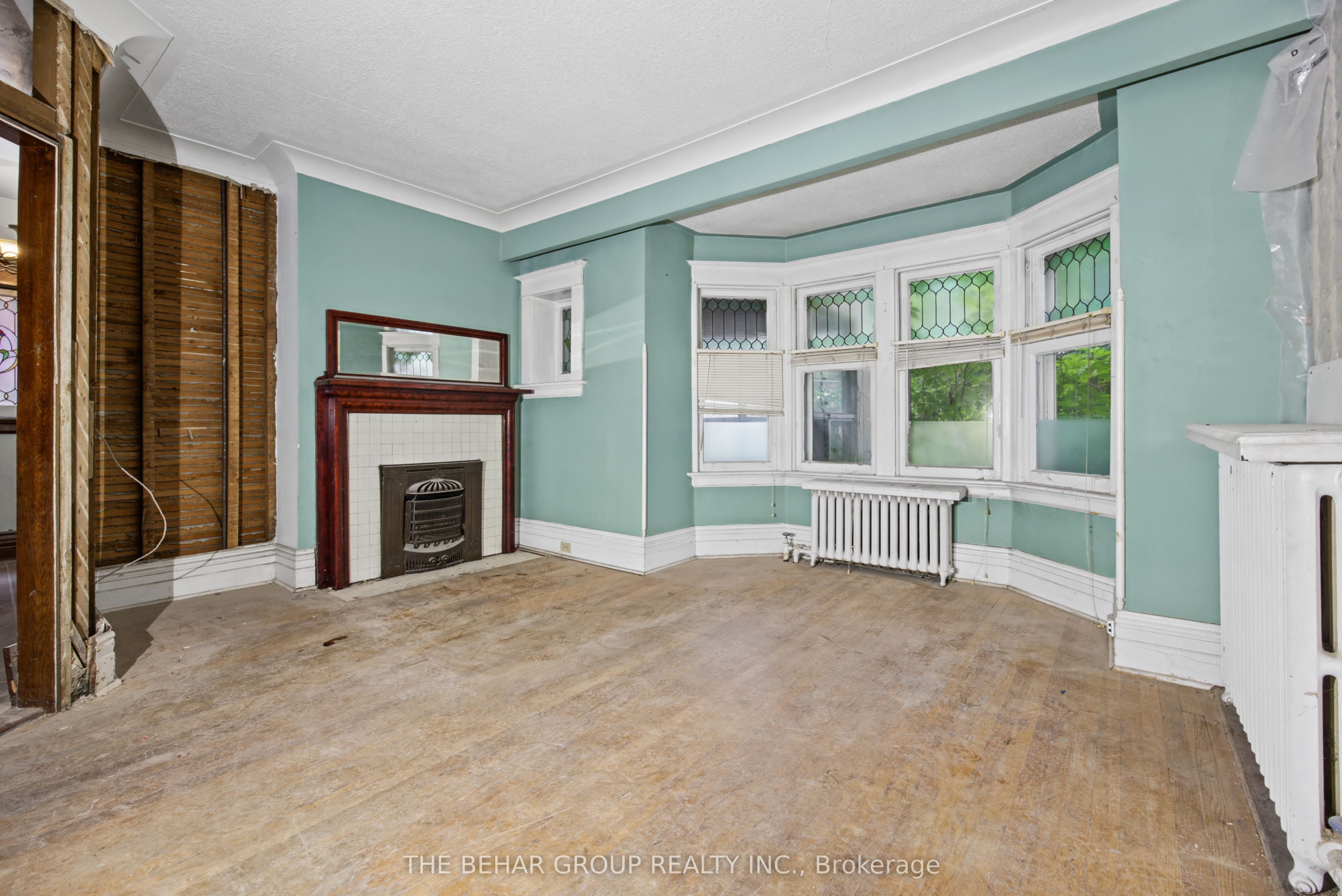319 Indian Road Property Photo 2