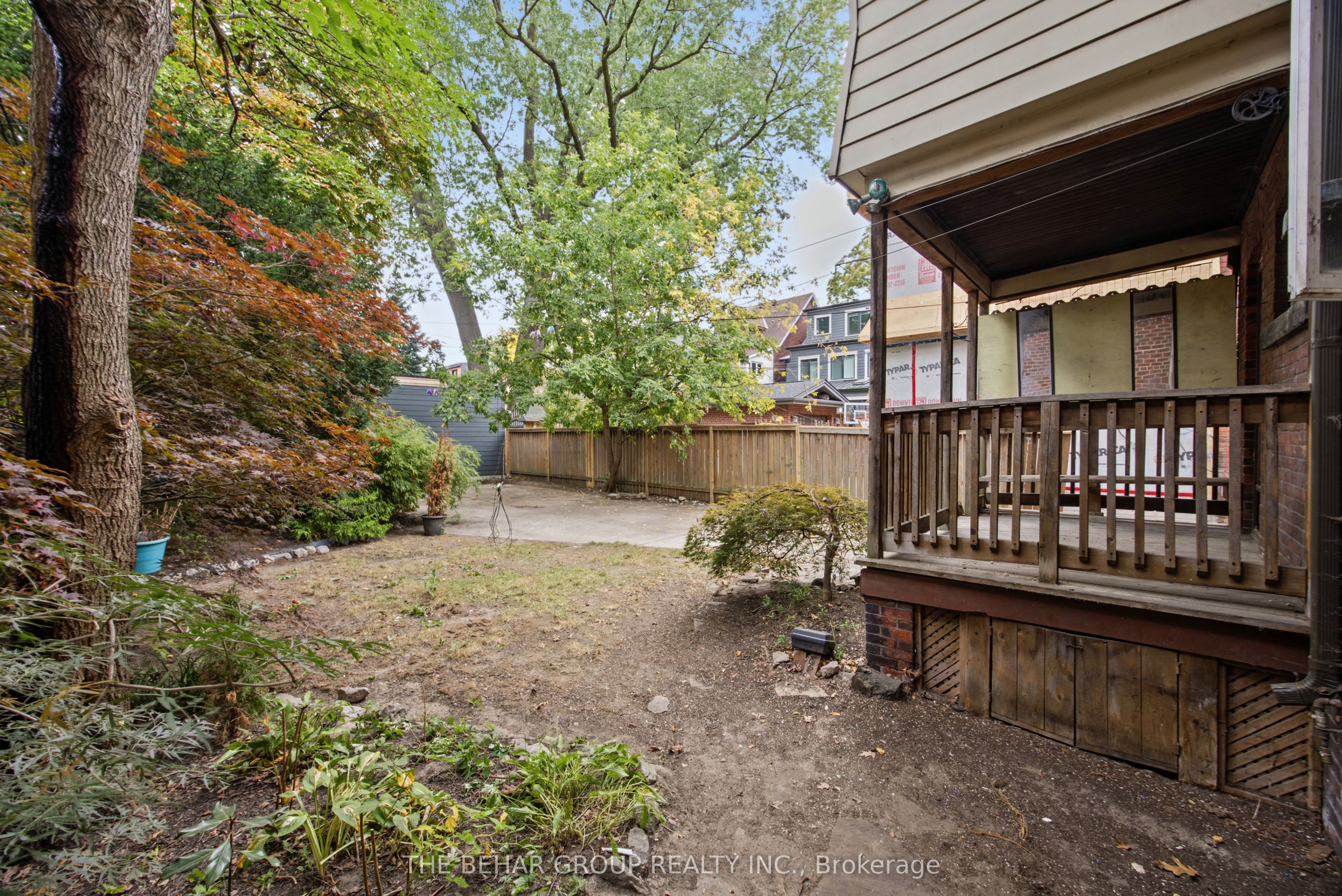 319 Indian Road Property Photo 6