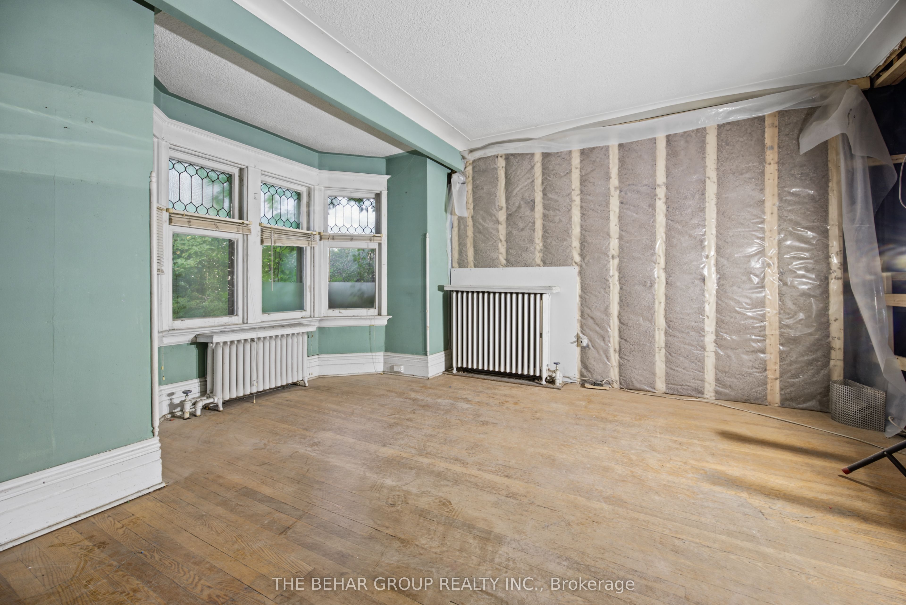 319 Indian Road Property Photo 8