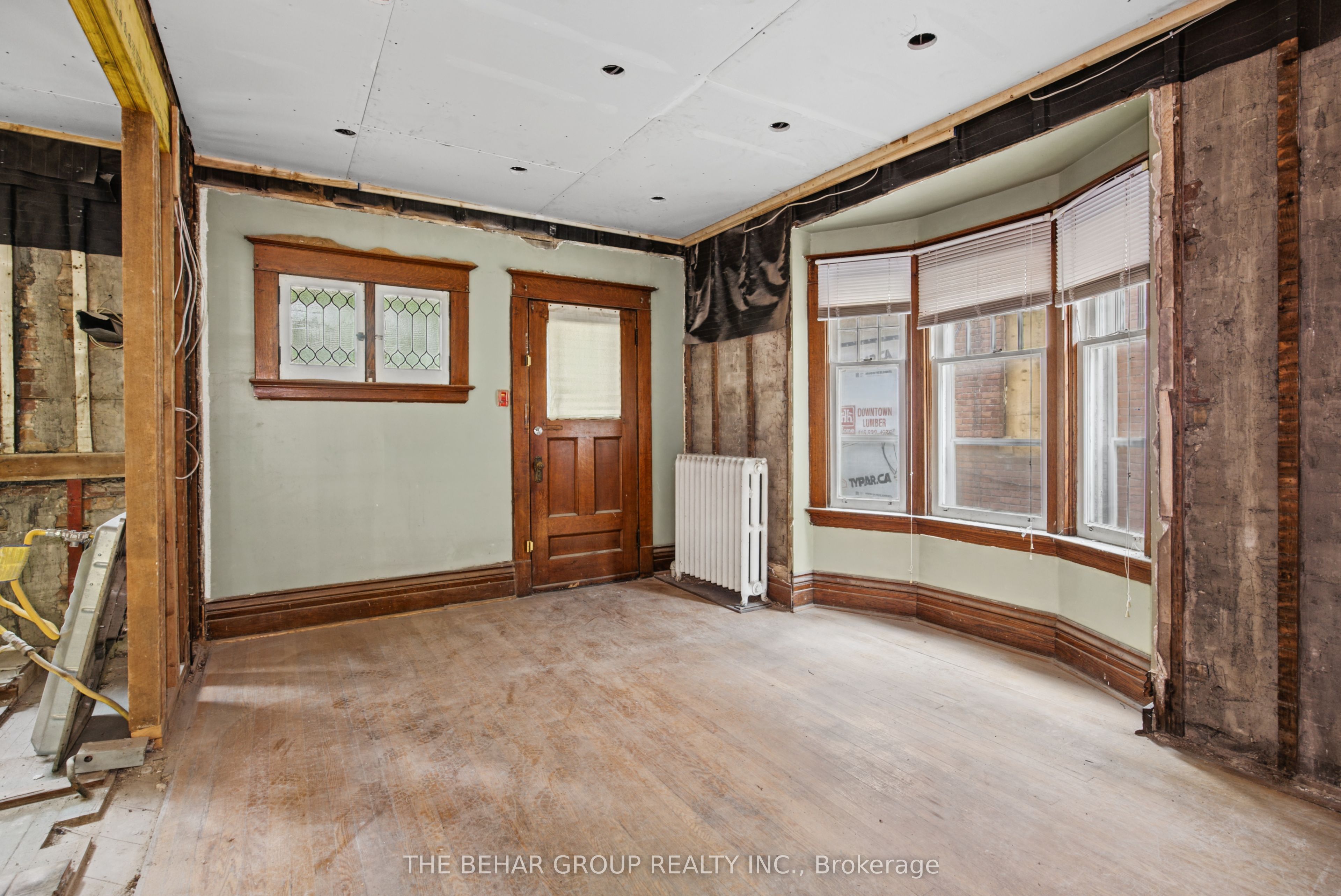 319 Indian Road Property Photo 9
